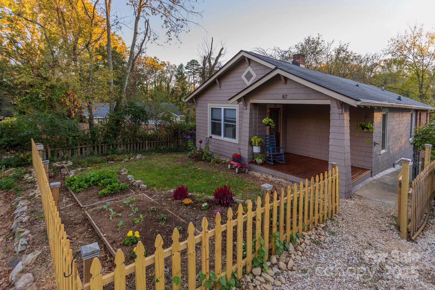 87 Pershing Road