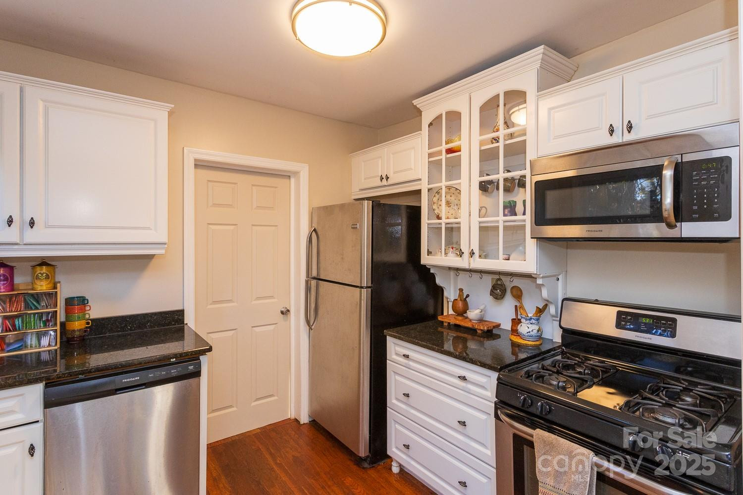 87 Pershing Road - Photo 14