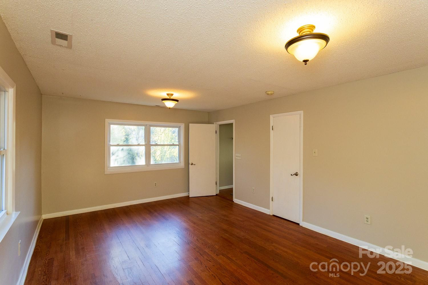 87 Pershing Road - Photo 15