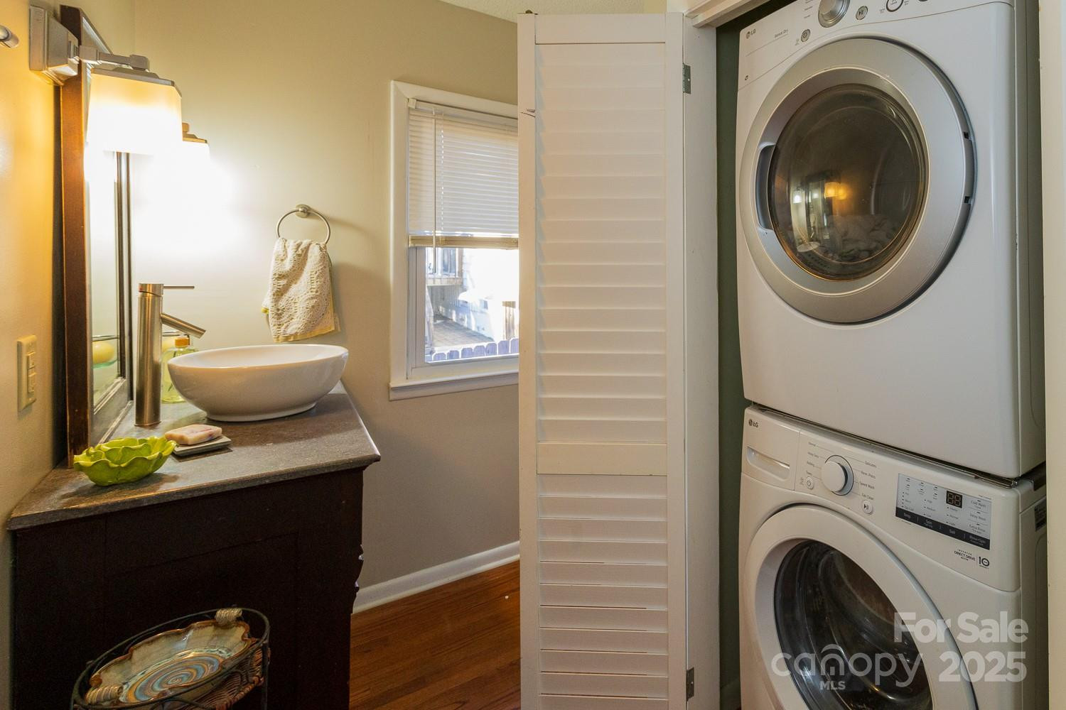 87 Pershing Road - Photo 18