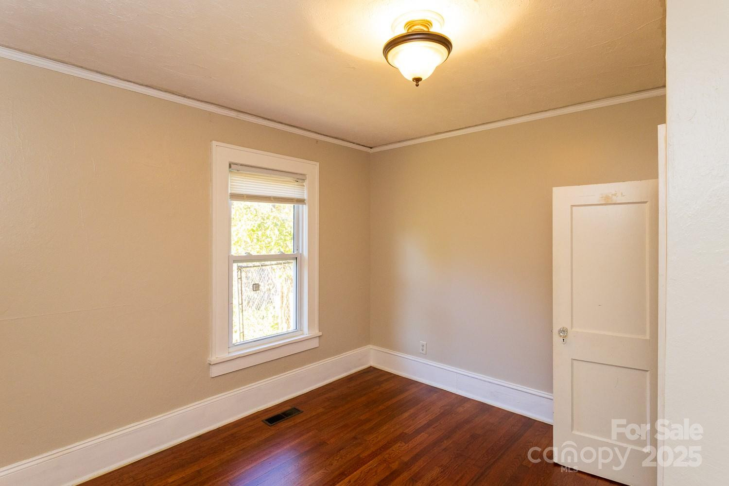 87 Pershing Road - Photo 19