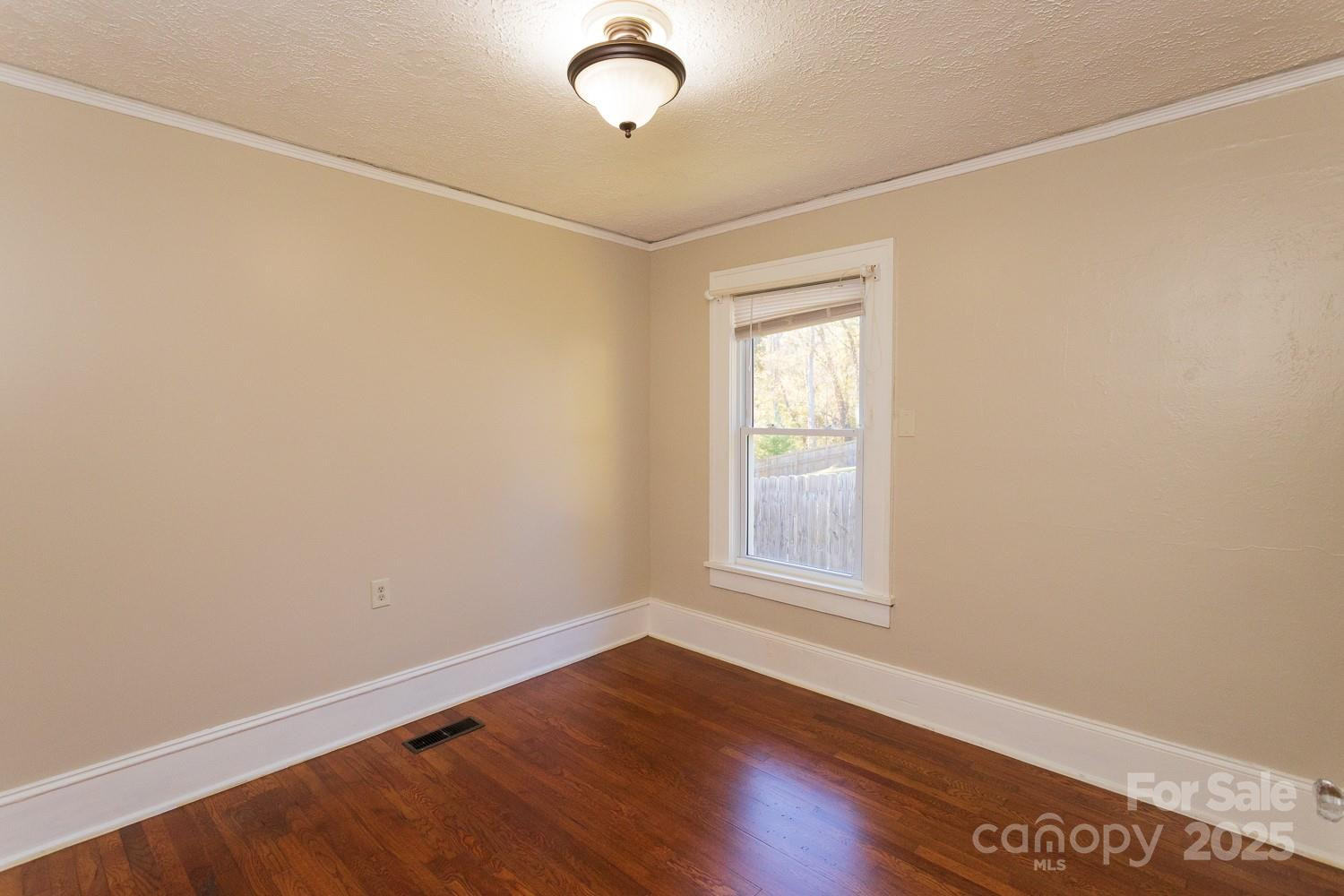 87 Pershing Road - Photo 20