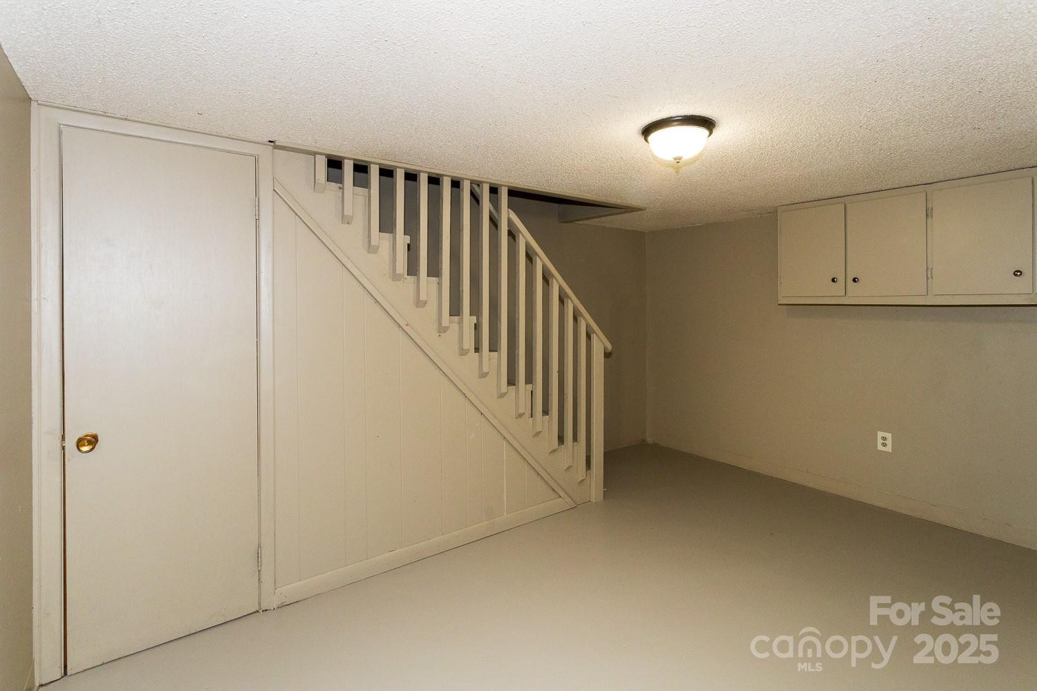 87 Pershing Road - Photo 31