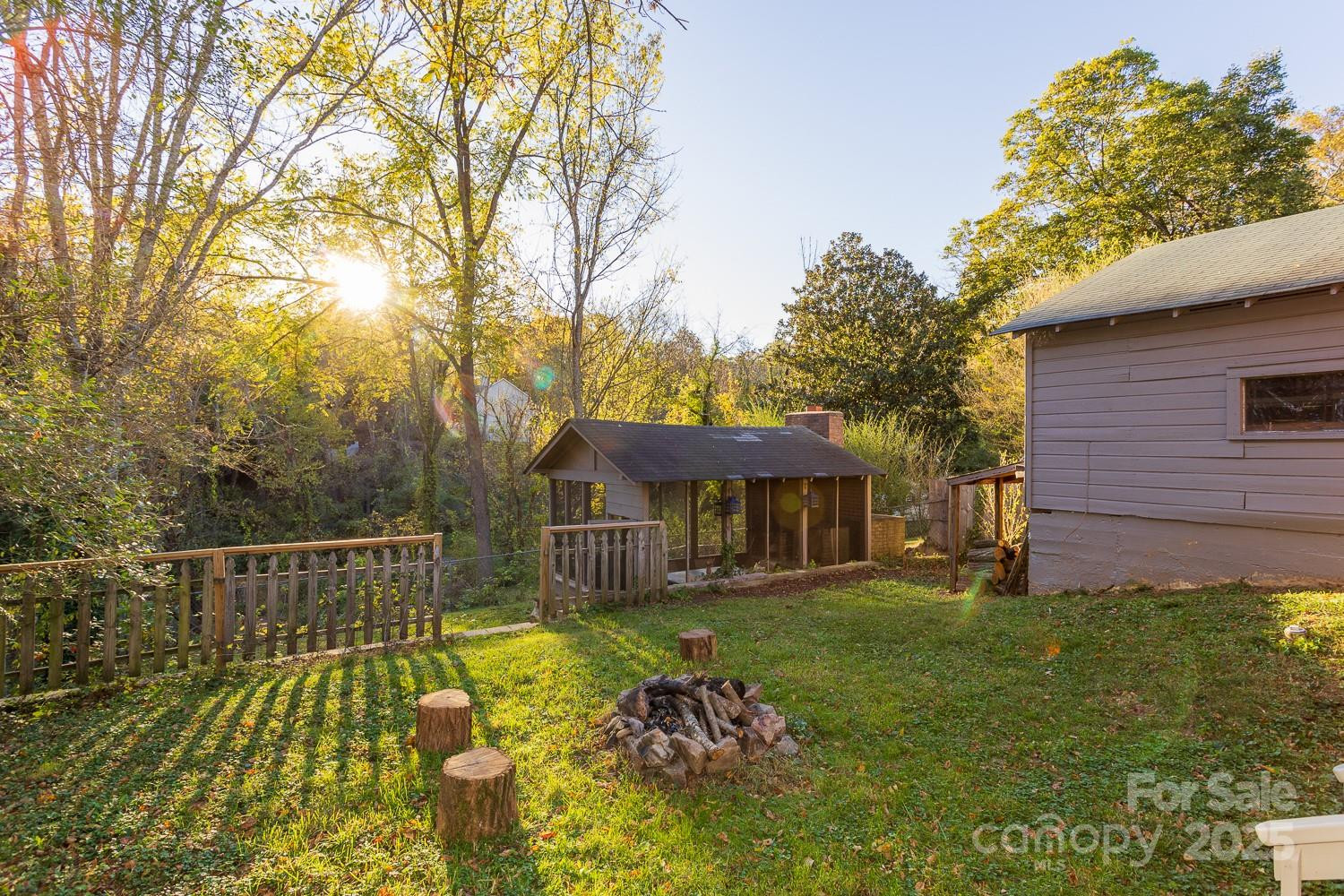 87 Pershing Road - Photo 32