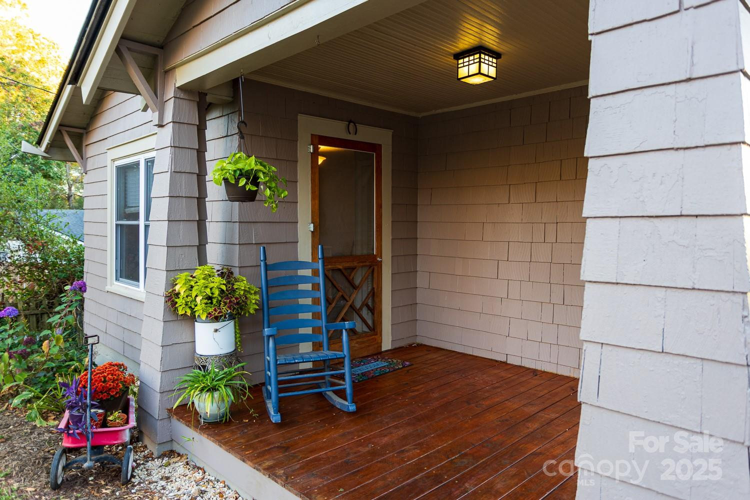 87 Pershing Road - Photo 5