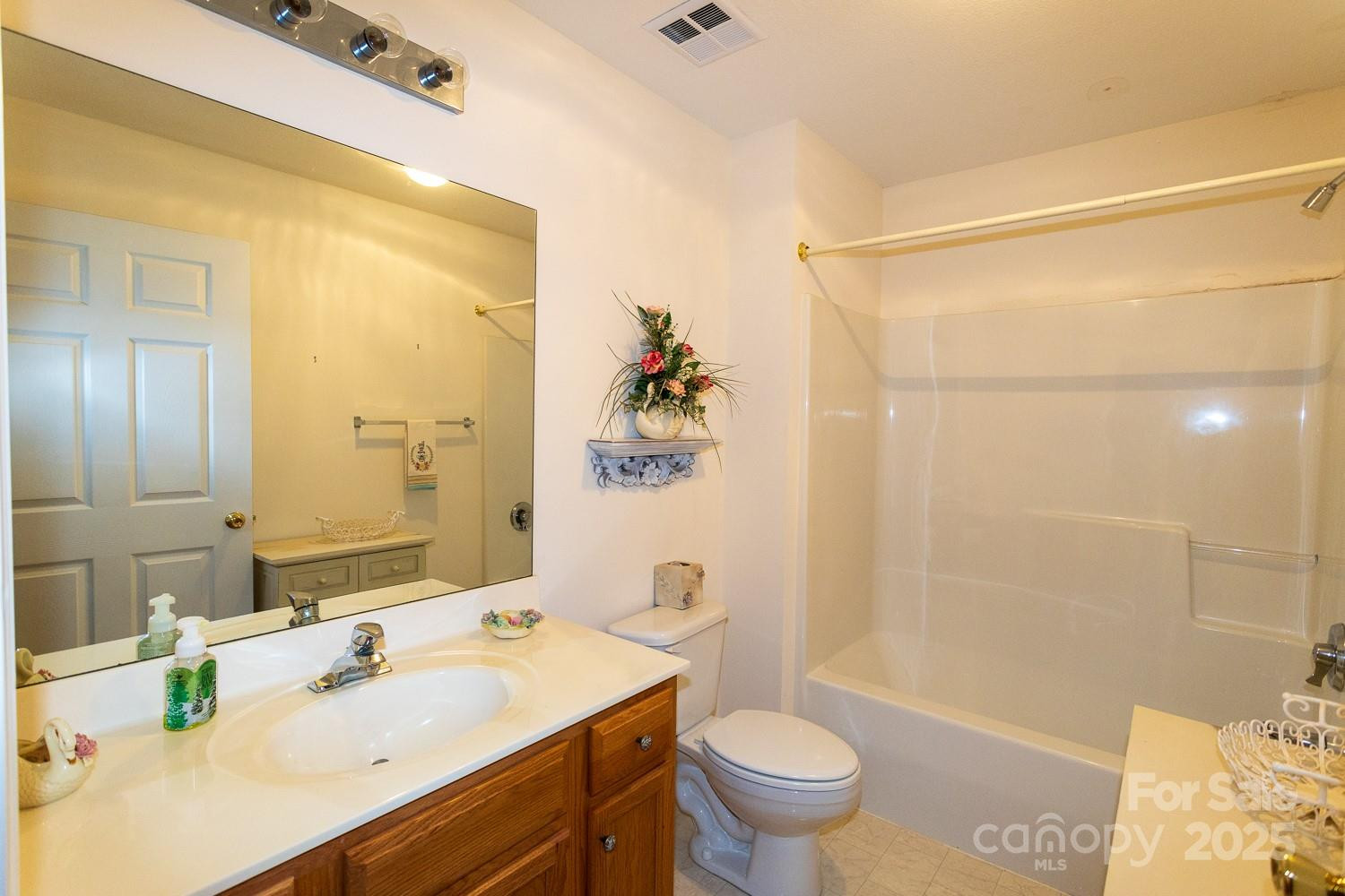 204 Carrington Place - Photo 11