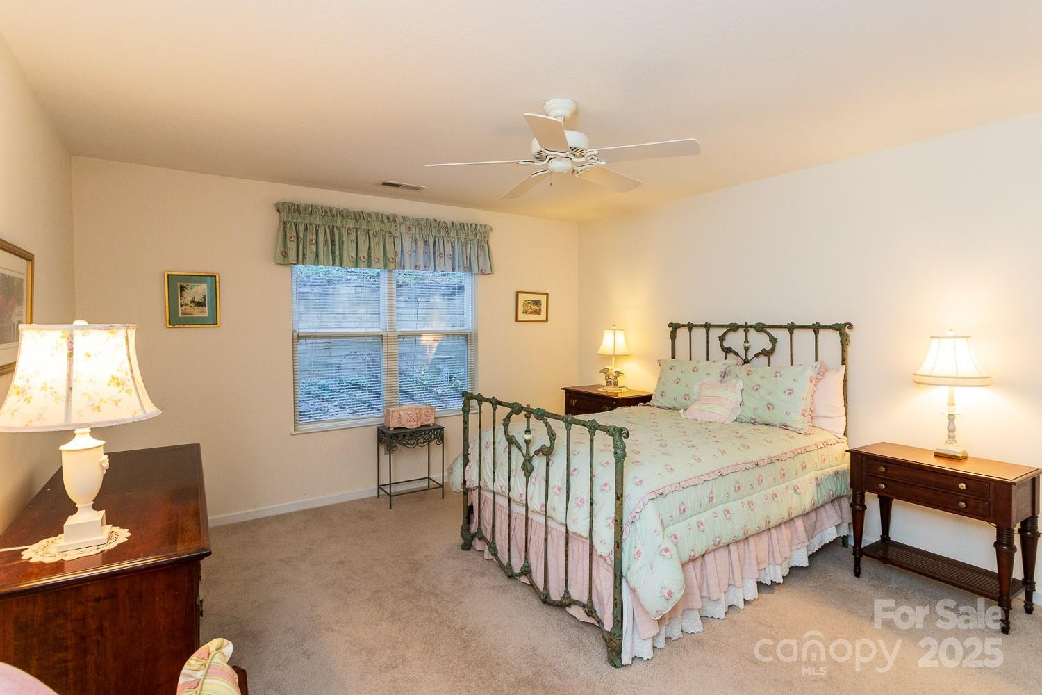 204 Carrington Place - Photo 7