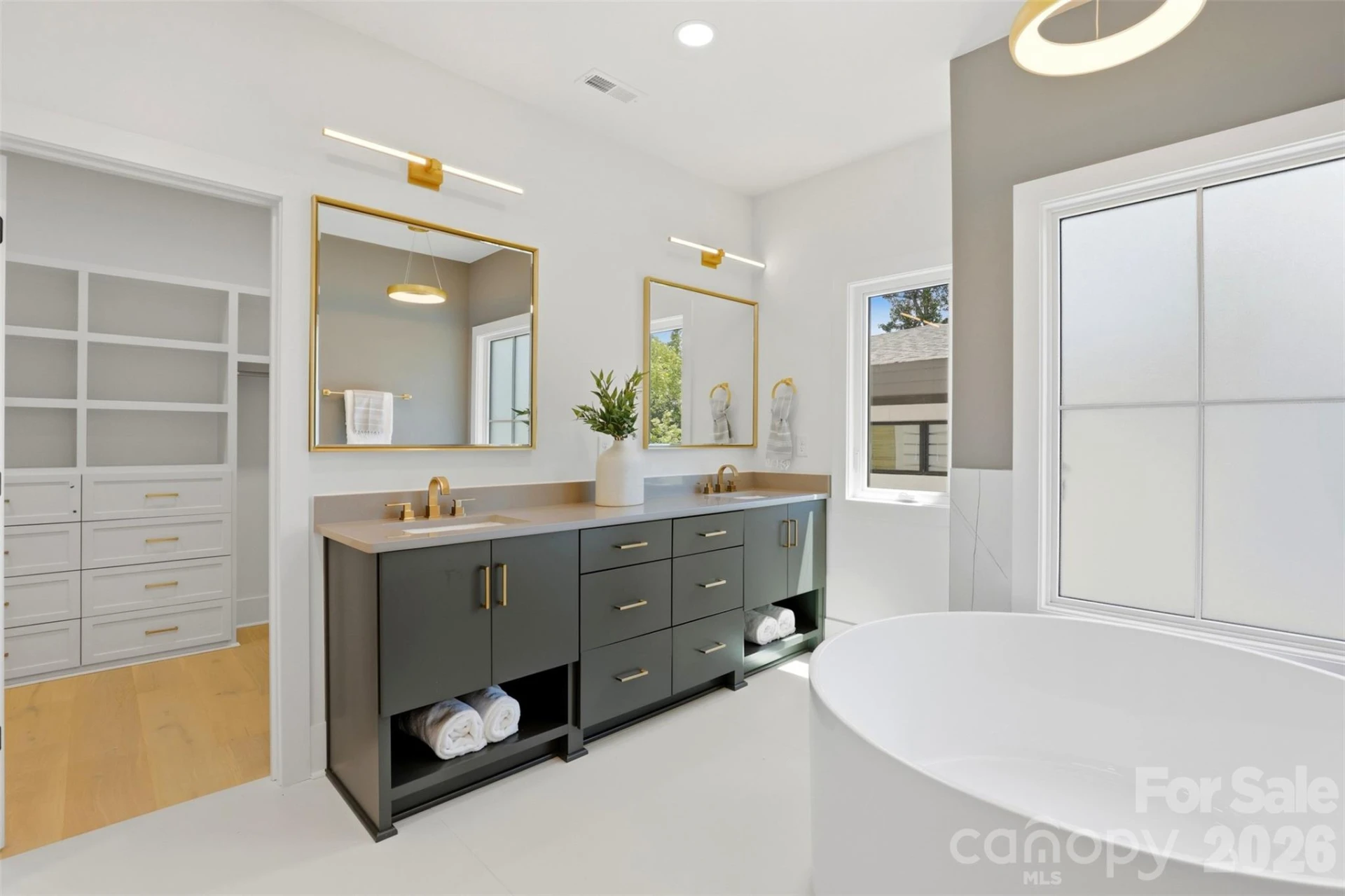 2649 Laburnum Avenue - Photo 26