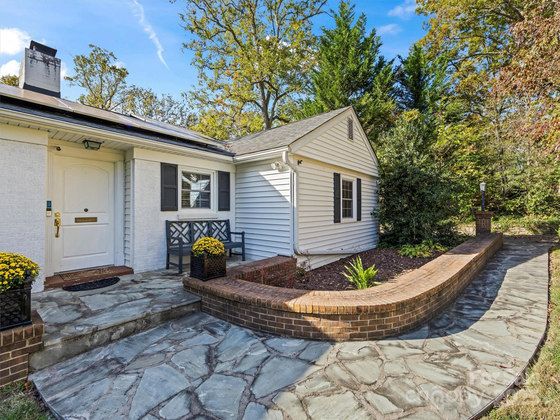 9 Hilltop Road - Photo 2