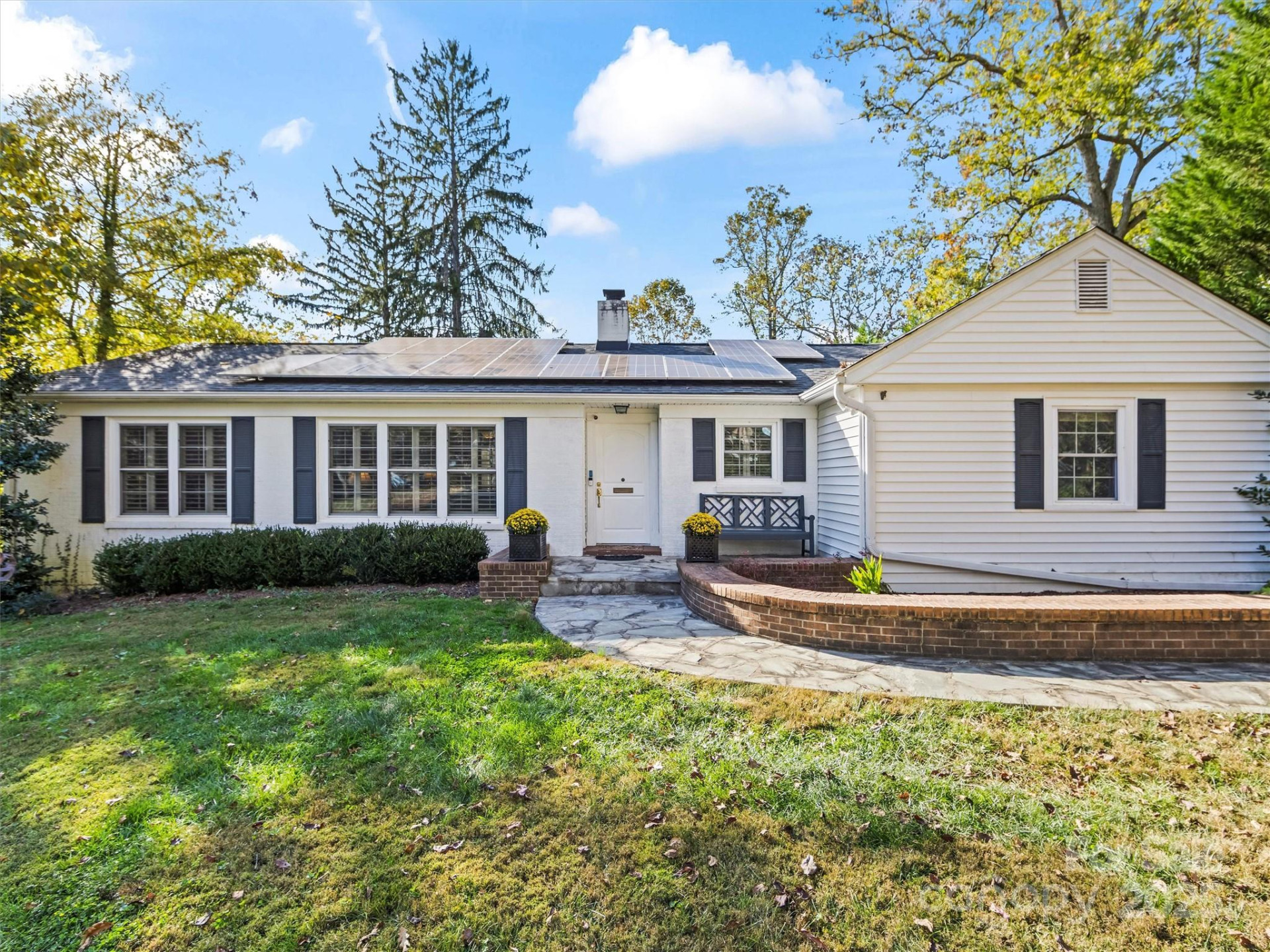 9 Hilltop Road - Photo 3