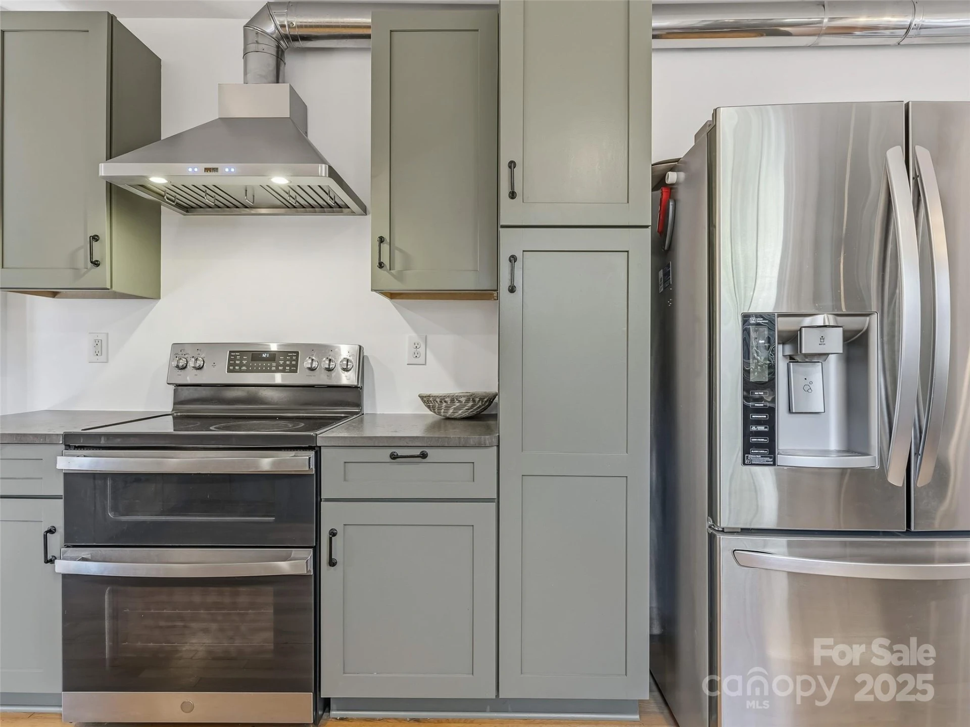140 Lakeview Avenue - Photo 16