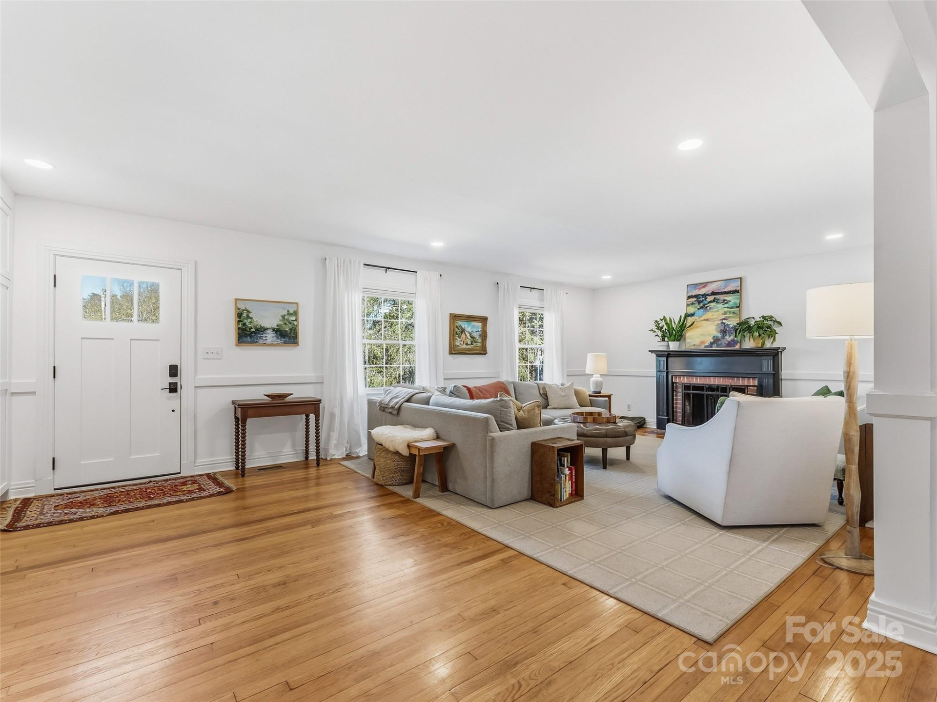140 Lakeview Avenue - Photo 5