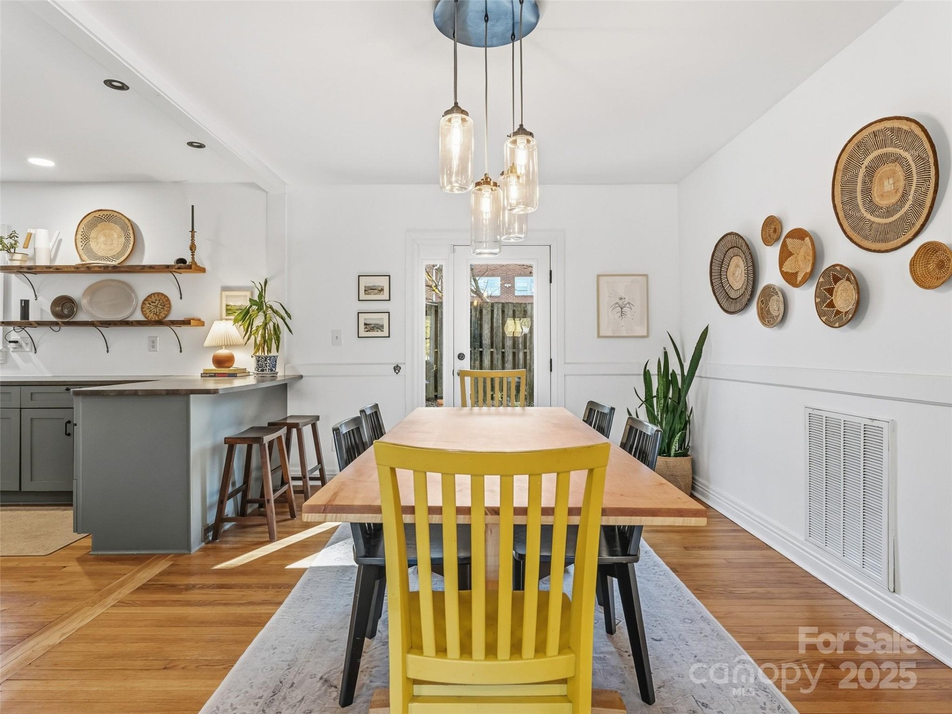140 Lakeview Avenue - Photo 10