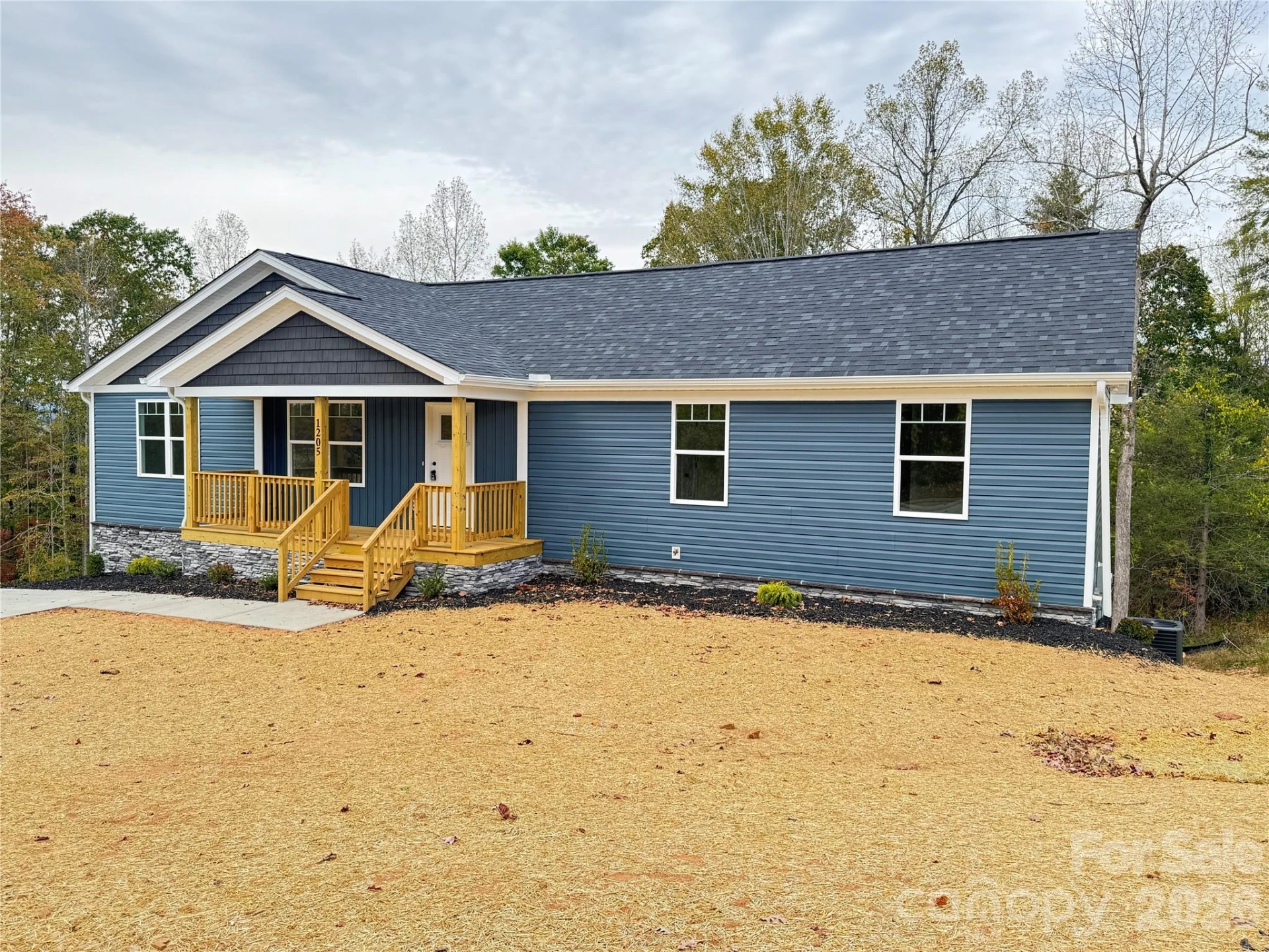 1205 Summerhill Street - Photo 2
