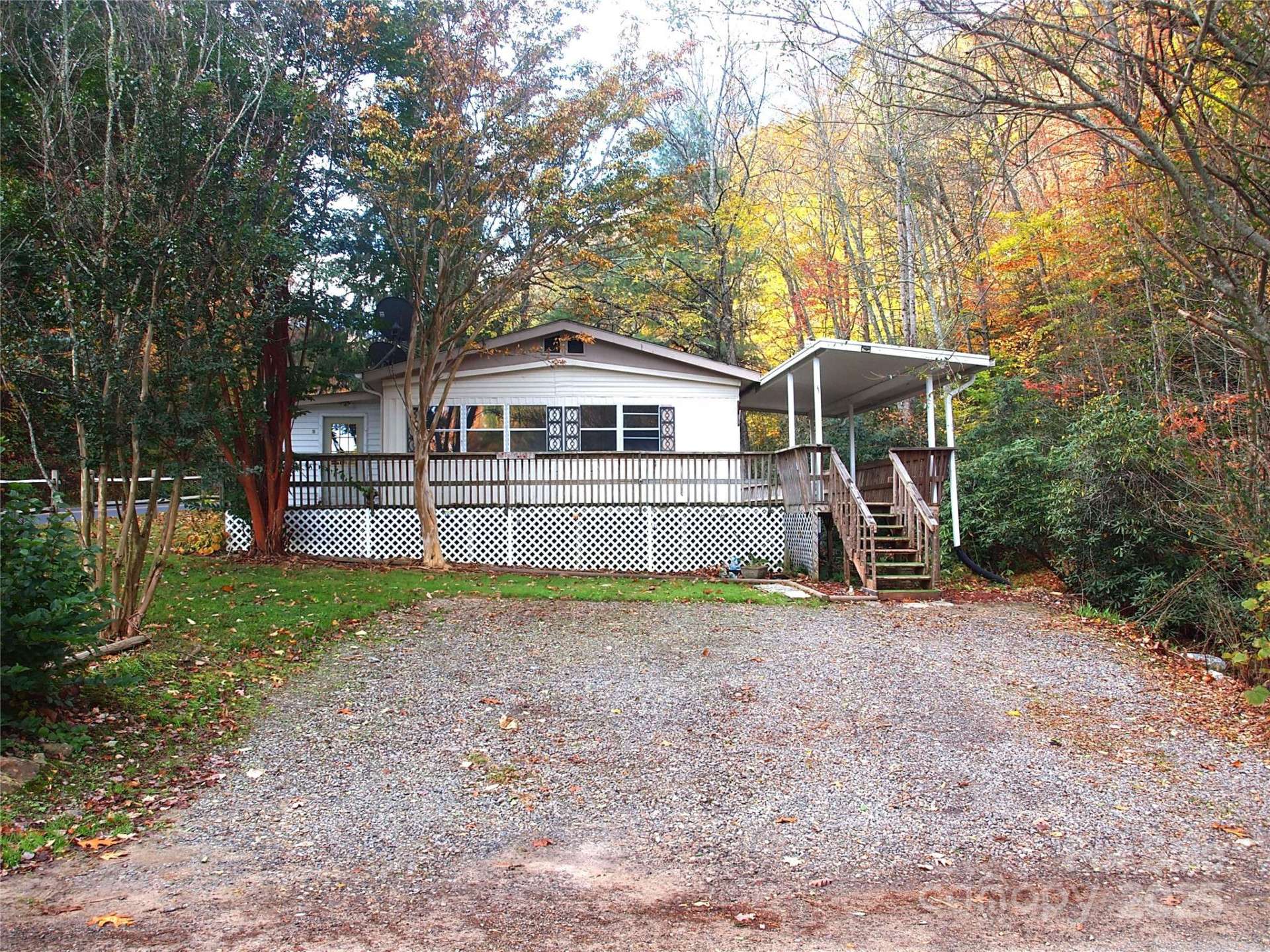 9 Smokey Cove Road - Photo 2