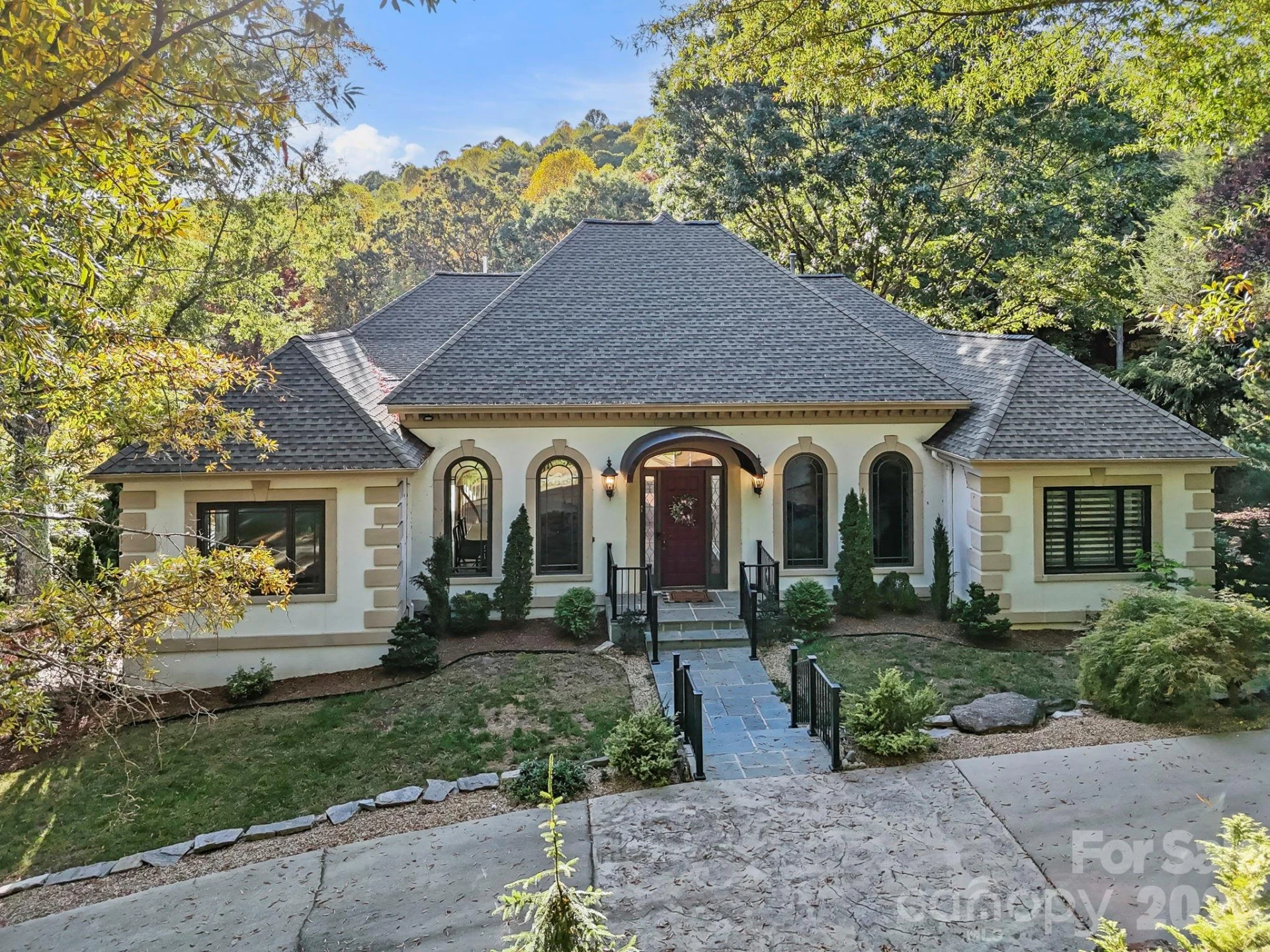 31 Ridge Drive