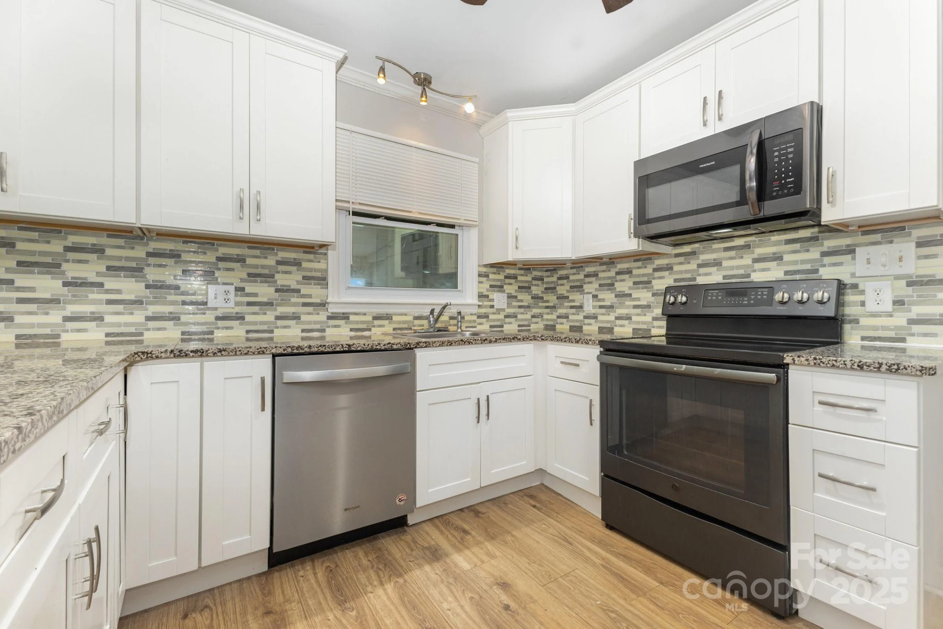 8503 Beechbrooke Road - Photo 12