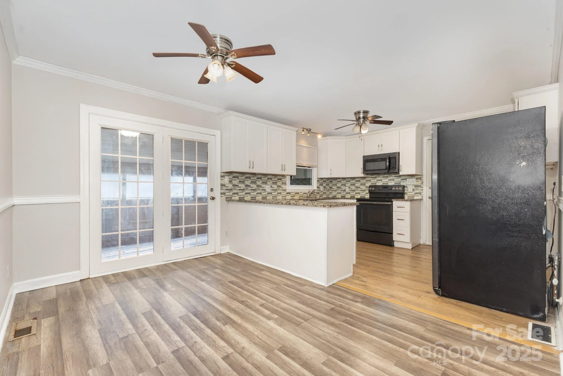 8503 Beechbrooke Road - Photo 10