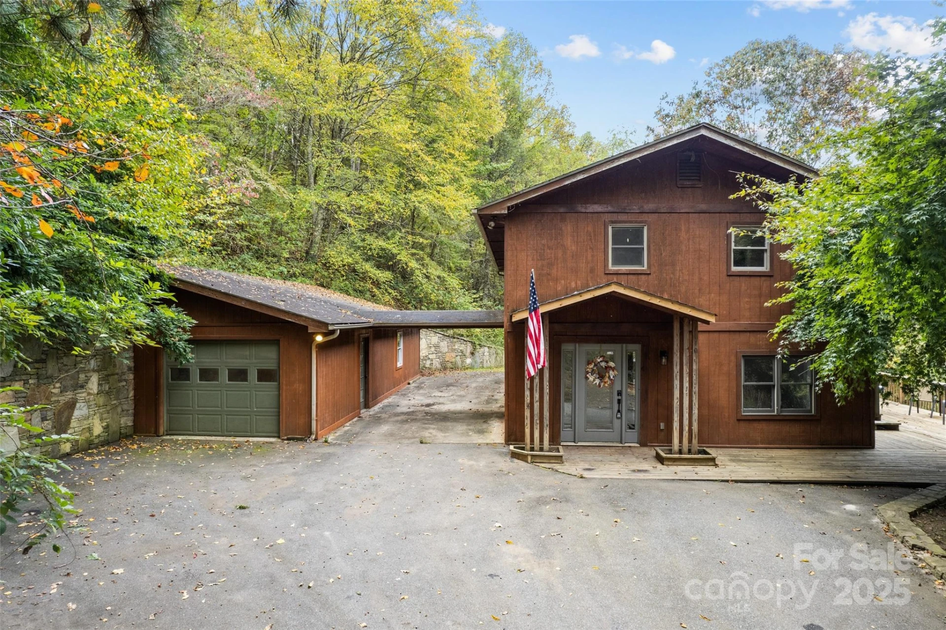 940 Haynes Cove