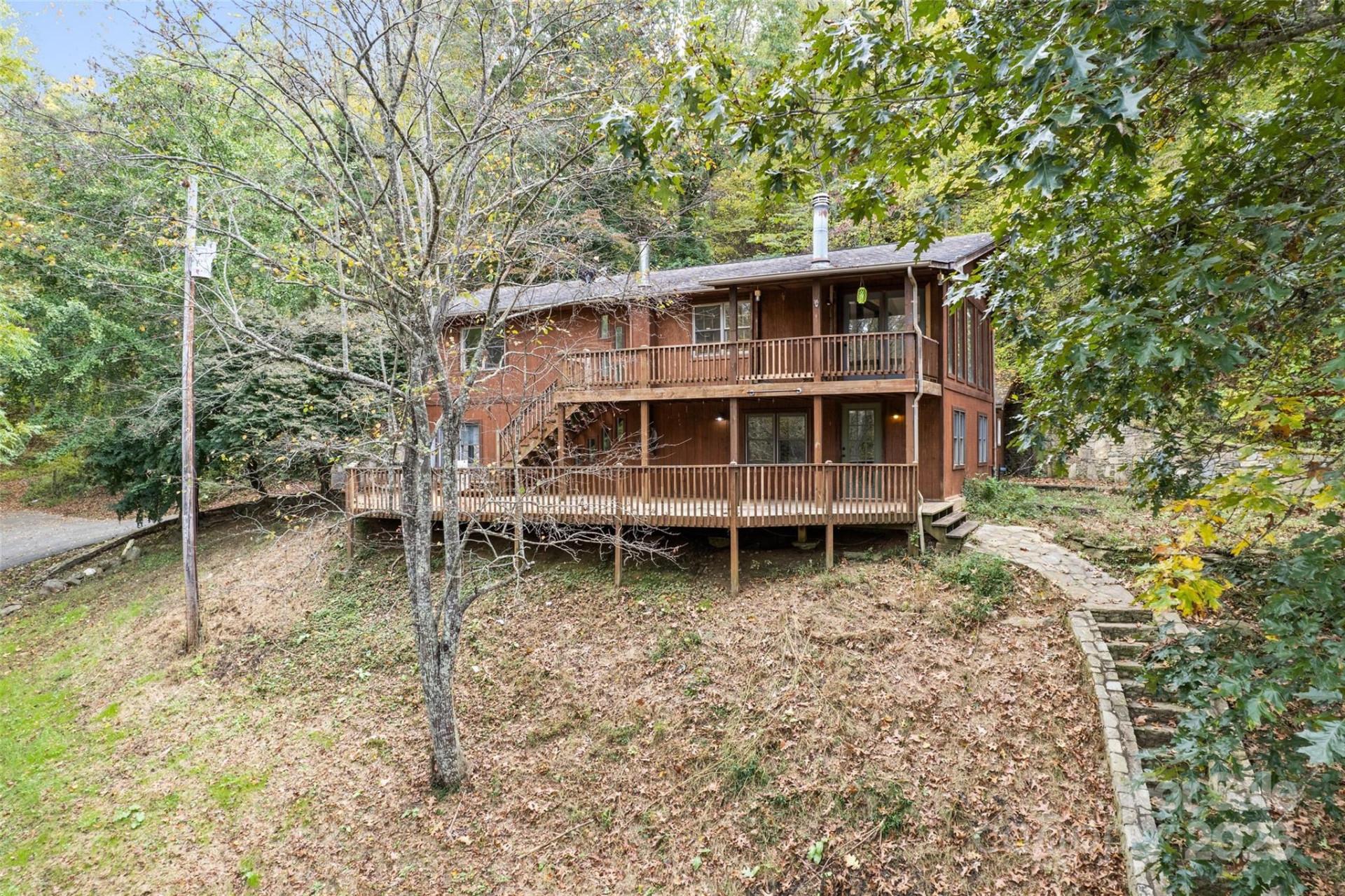 940 Haynes Cove - Photo 3