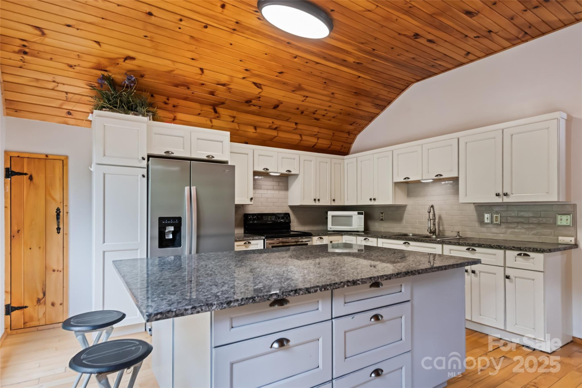 940 Haynes Cove - Photo 40