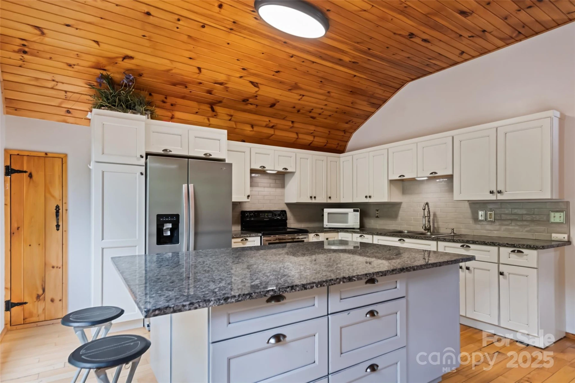 940 Haynes Cove - Photo 40