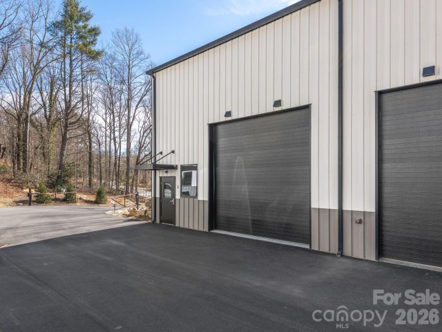 65 Speed Way, Lake Toxaway, NC, 28747