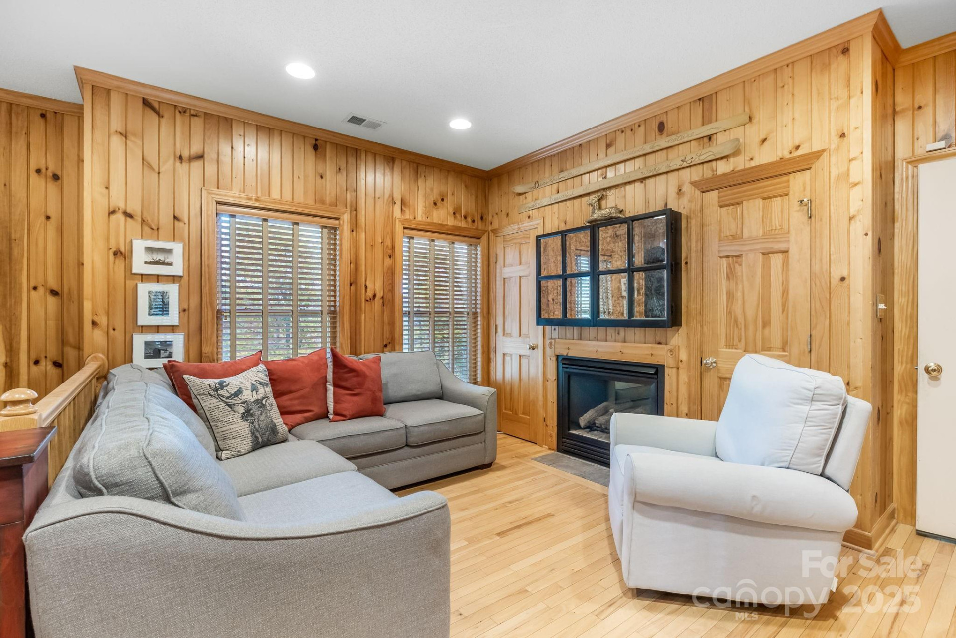 7255 Laurel Hill Drive - Photo 7