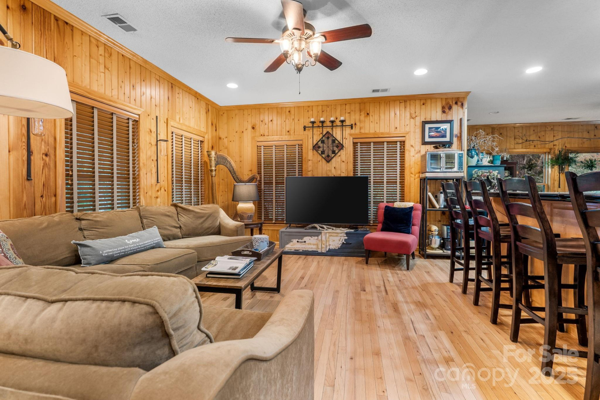 7255 Laurel Hill Drive - Photo 8