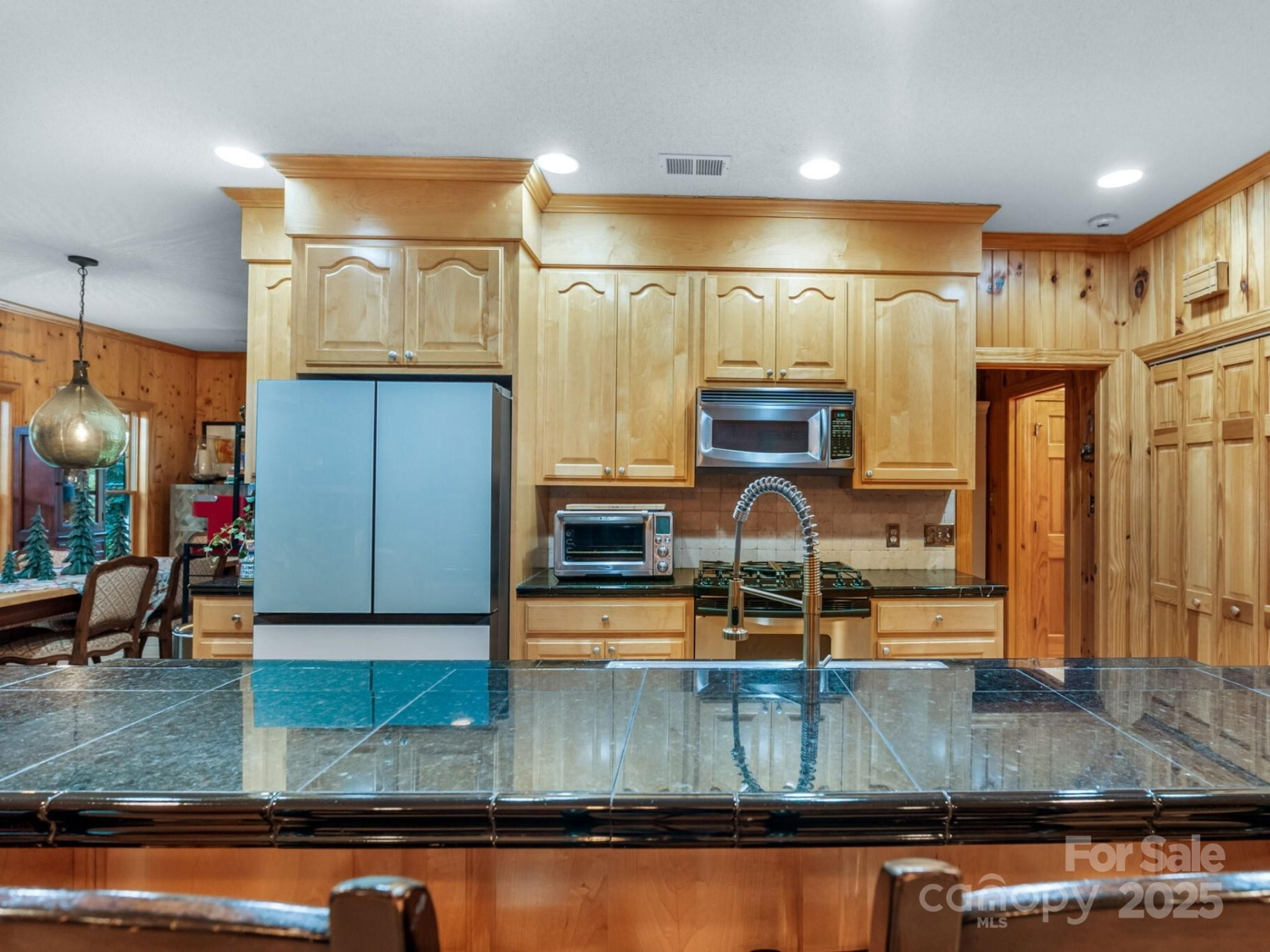 7255 Laurel Hill Drive - Photo 10