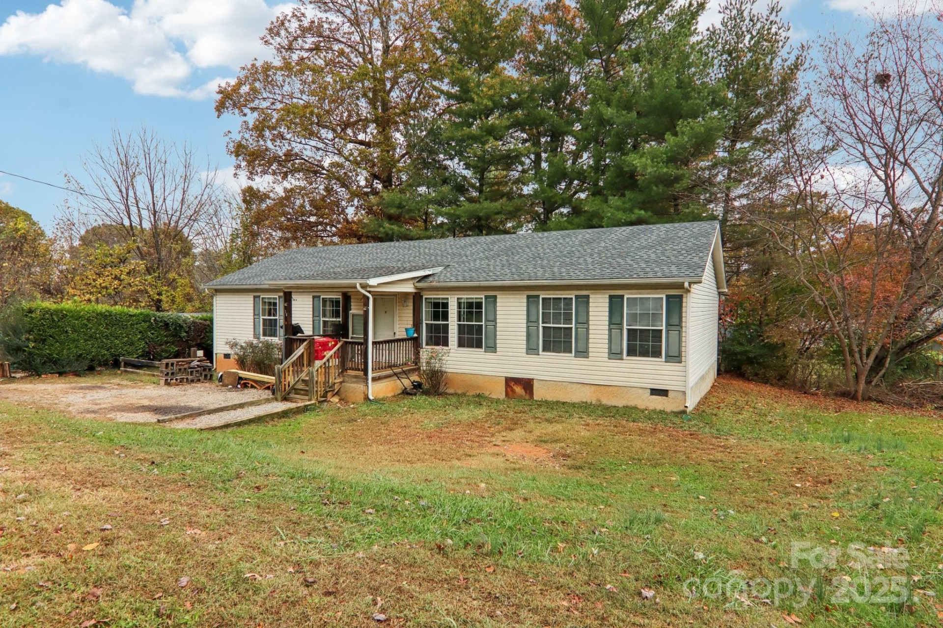 34 Emory Place