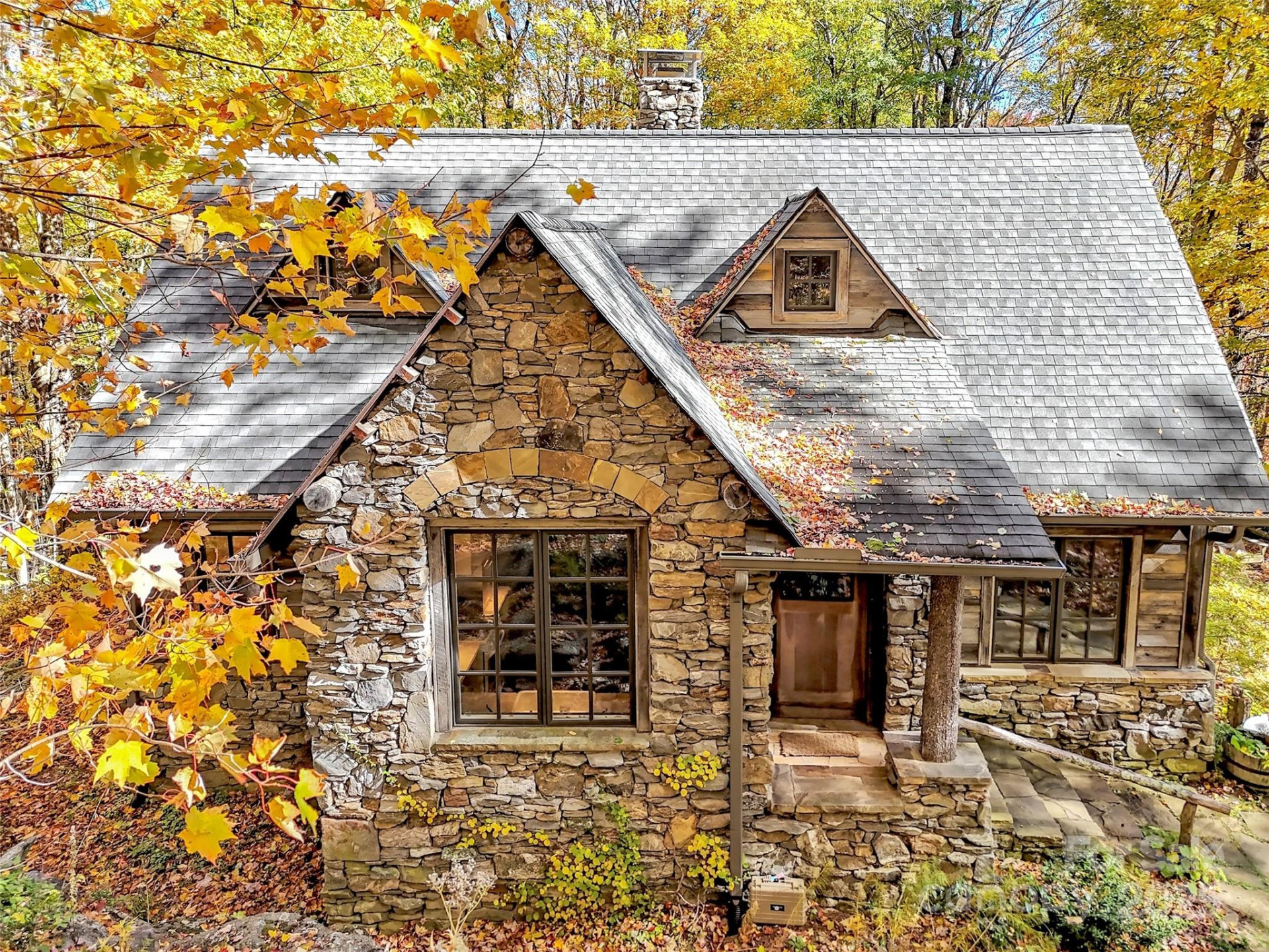 406 Pine Moss Trail - Photo 3