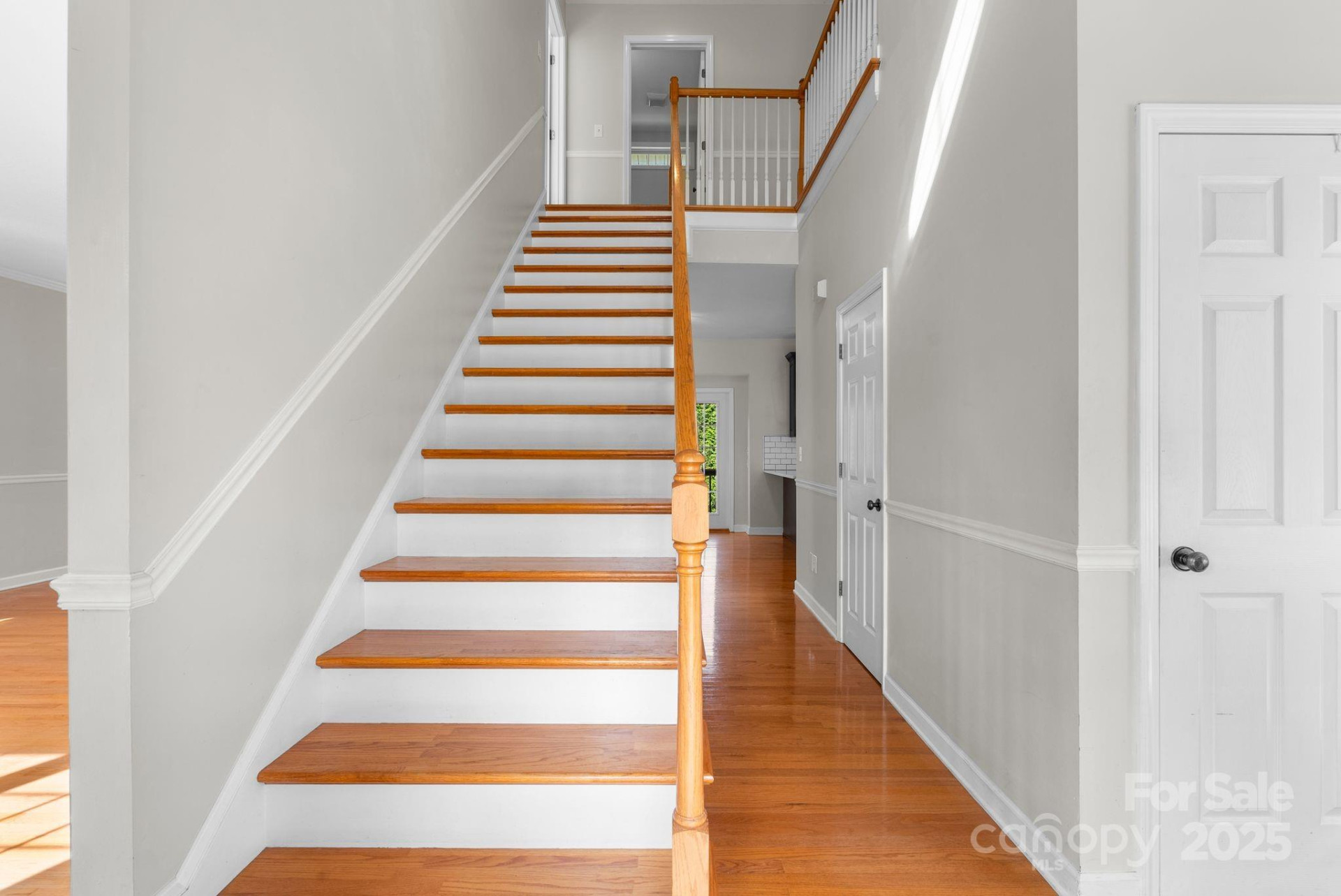 224 Rivercrest Boulevard - Photo 5