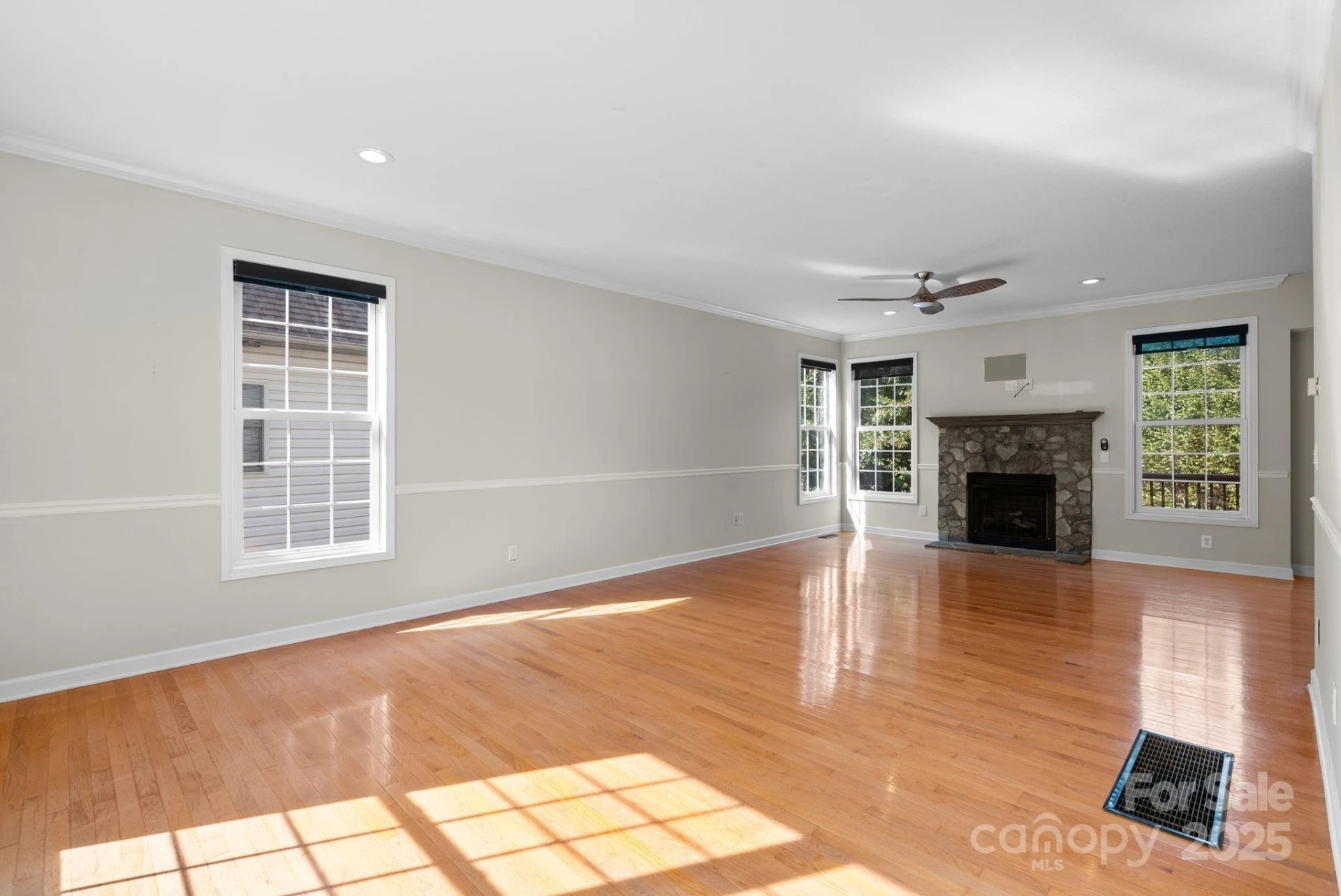224 Rivercrest Boulevard - Photo 7