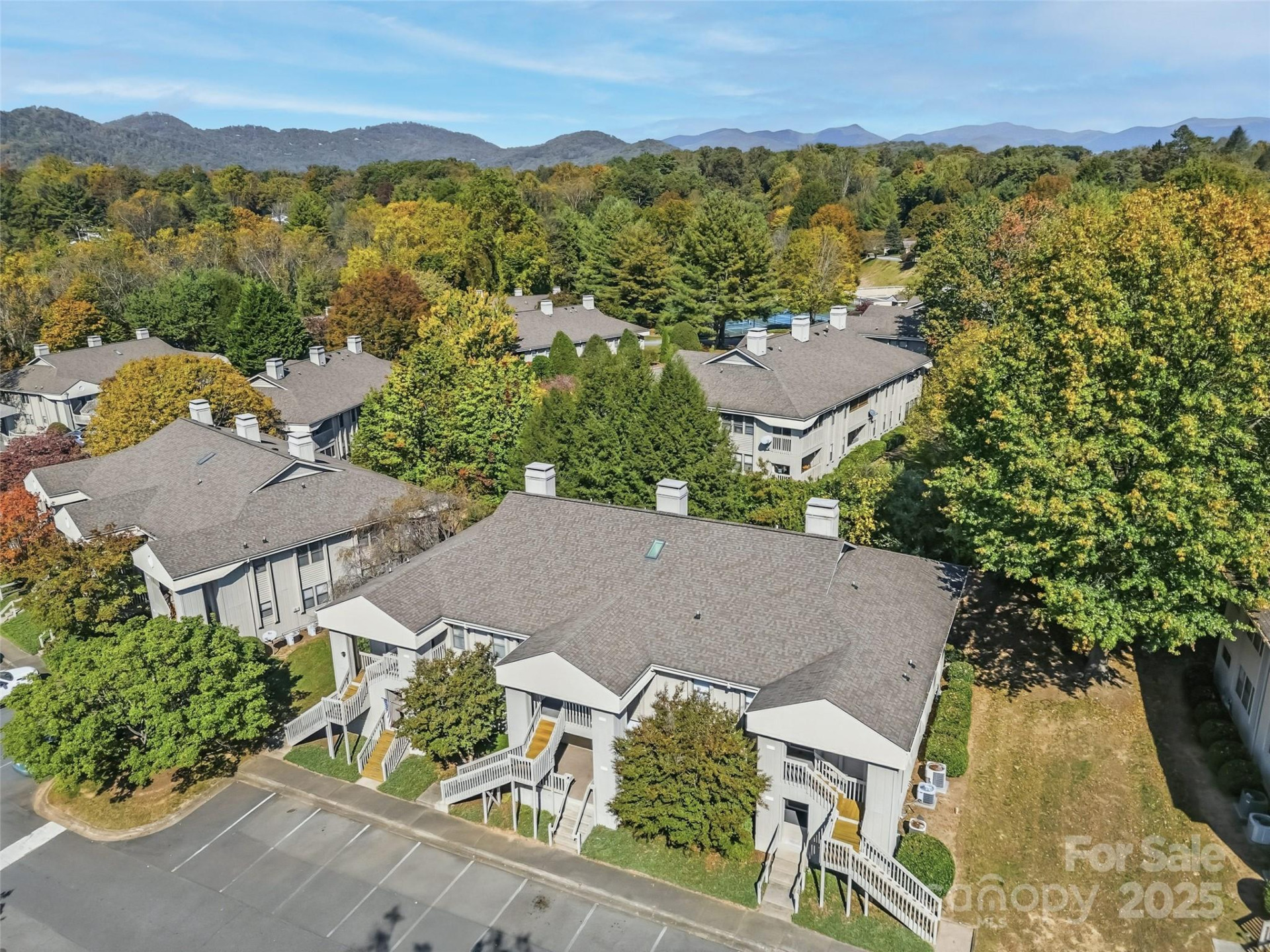 1203 Abbey Circle - Photo 26