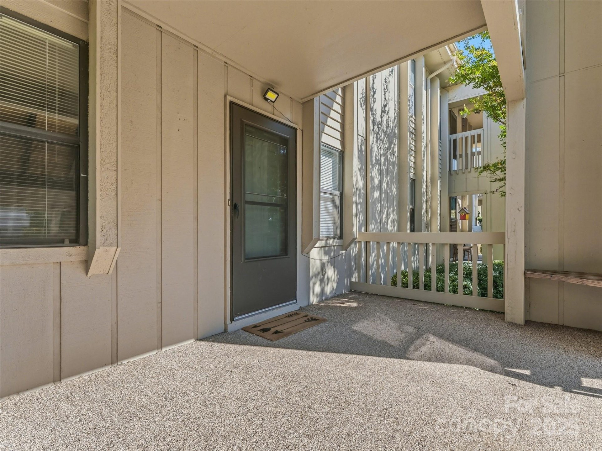 1203 Abbey Circle - Photo 5