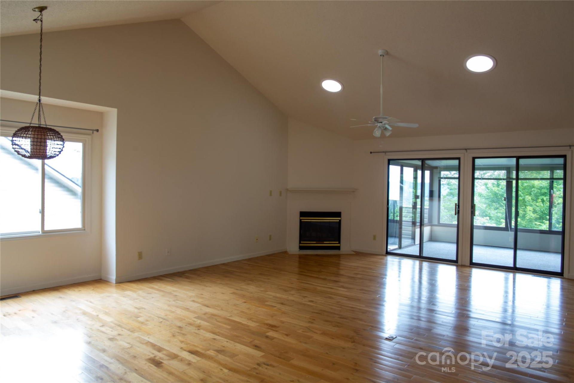 60 Park Avenue Street #60 - Photo 18