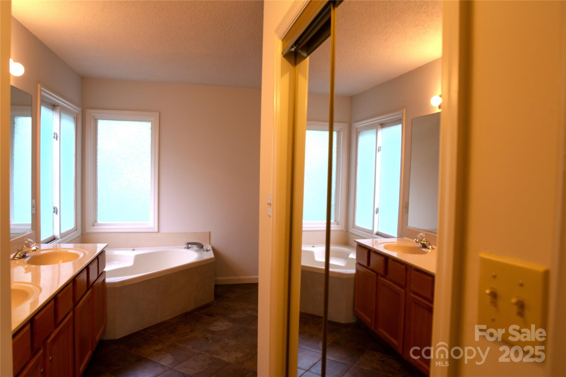 60 Park Avenue Street #60 - Photo 29