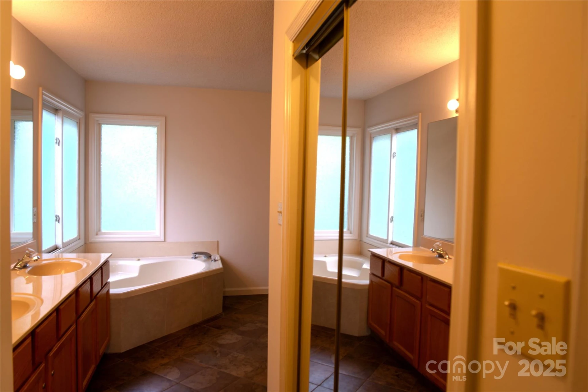 60 Park Avenue Street #60 - Photo 29