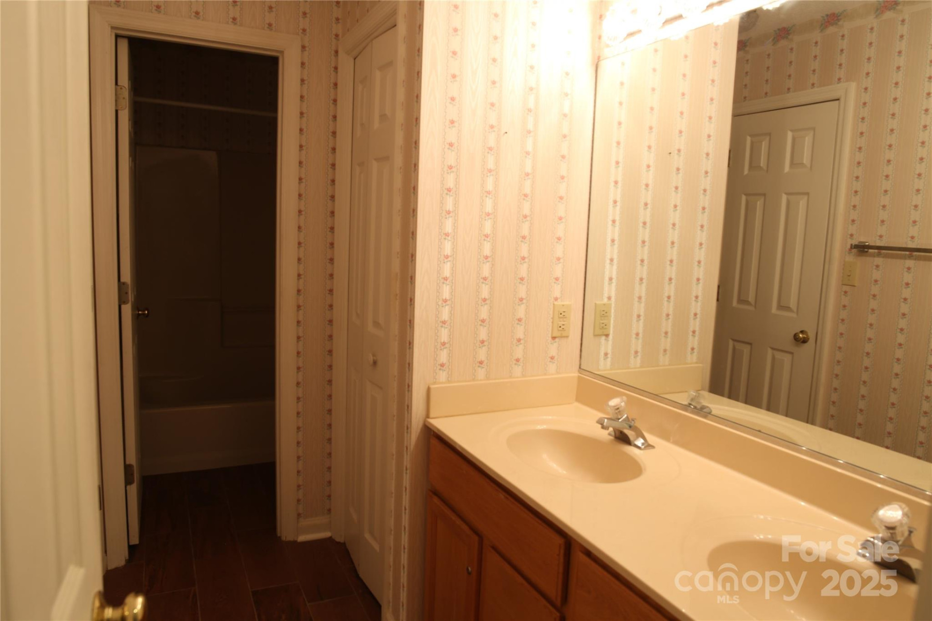 60 Park Avenue Street #60 - Photo 41