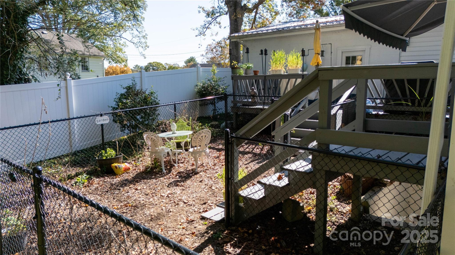 44 Hemlock Avenue - Photo 28