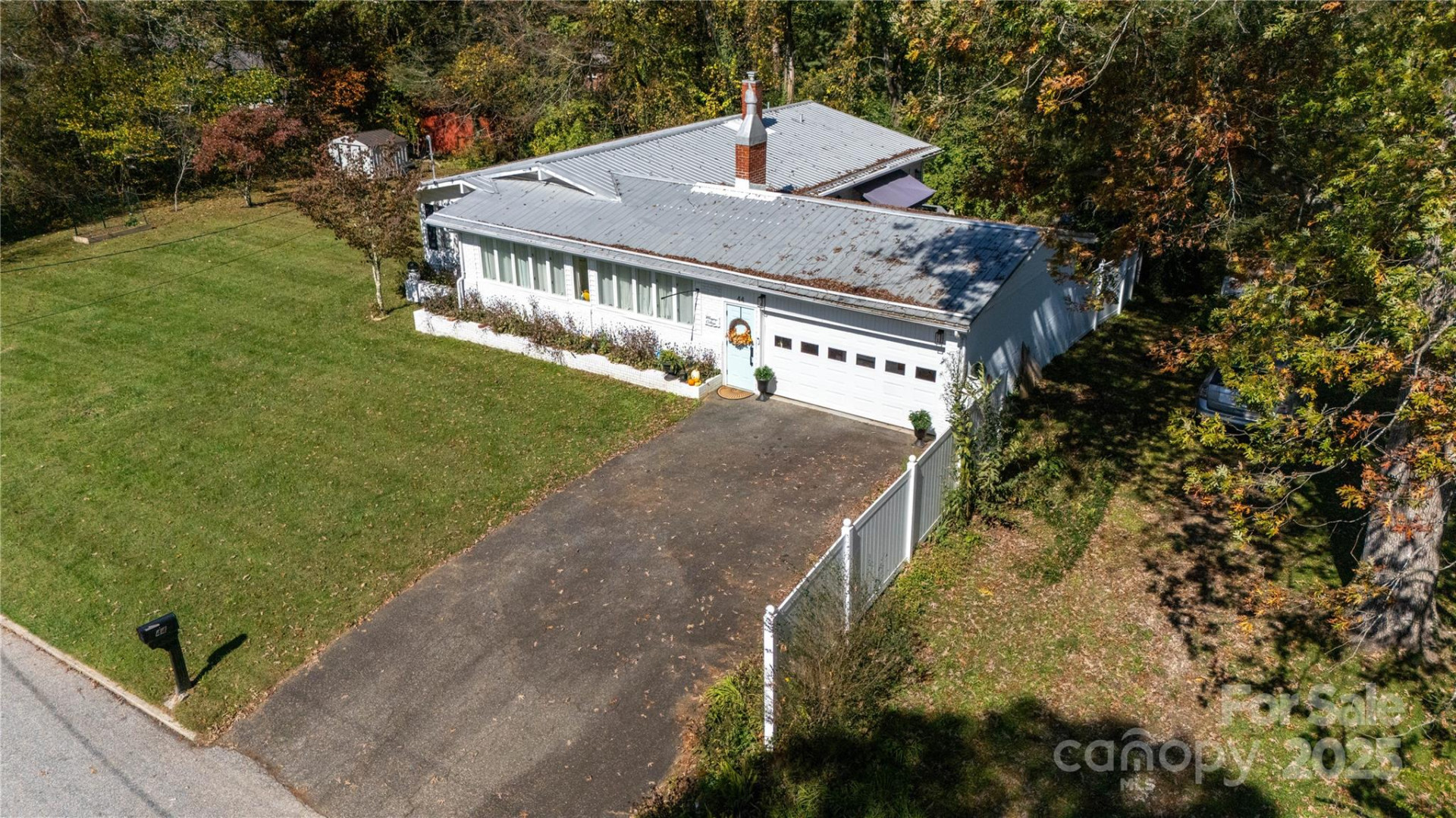 44 Hemlock Avenue - Photo 35