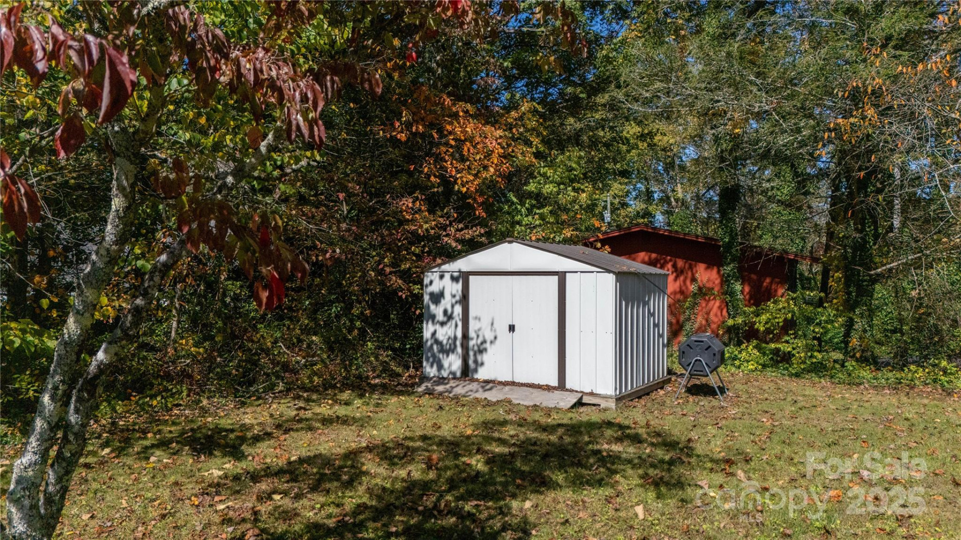 44 Hemlock Avenue - Photo 40