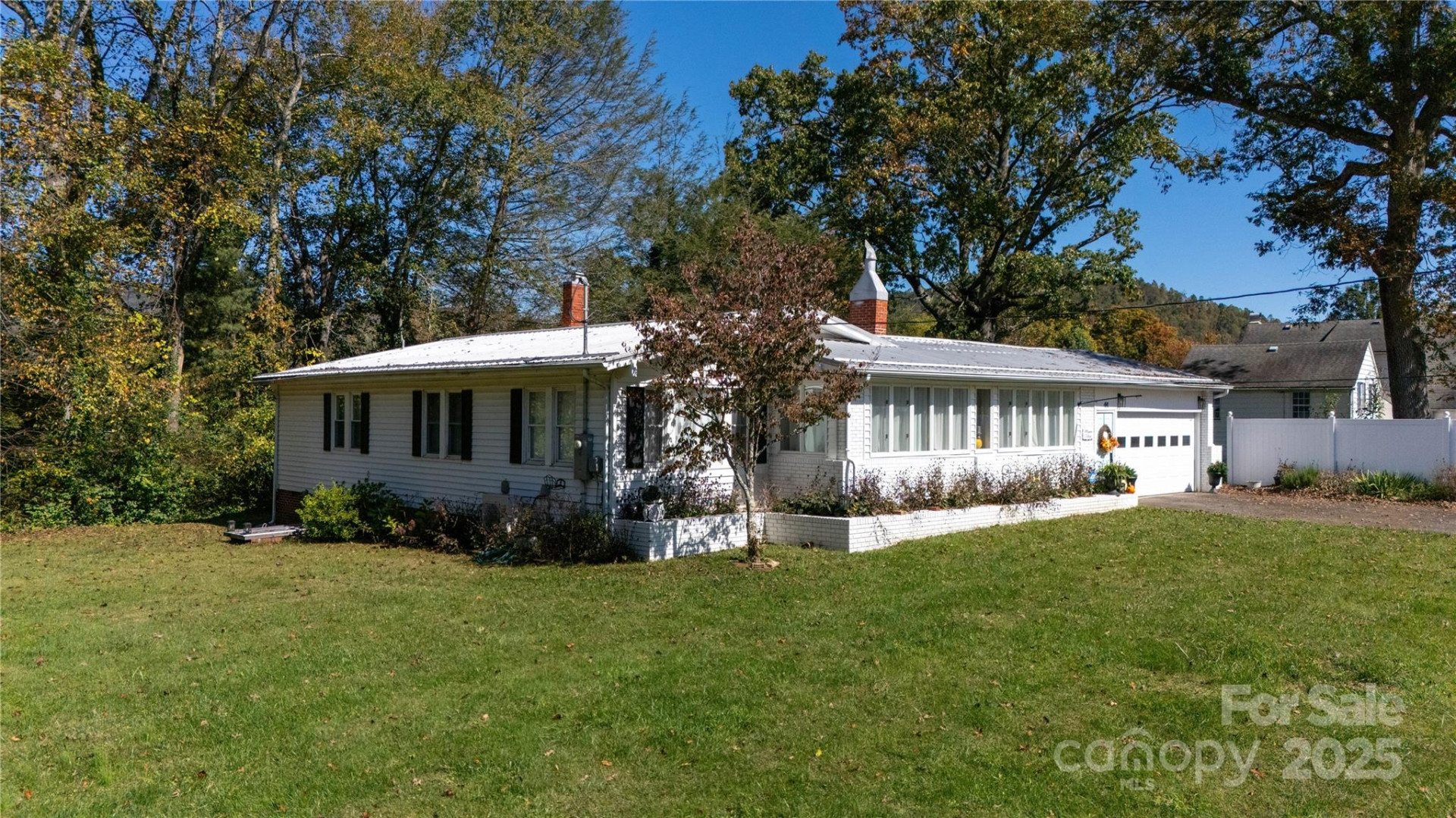 44 Hemlock Avenue - Photo 43