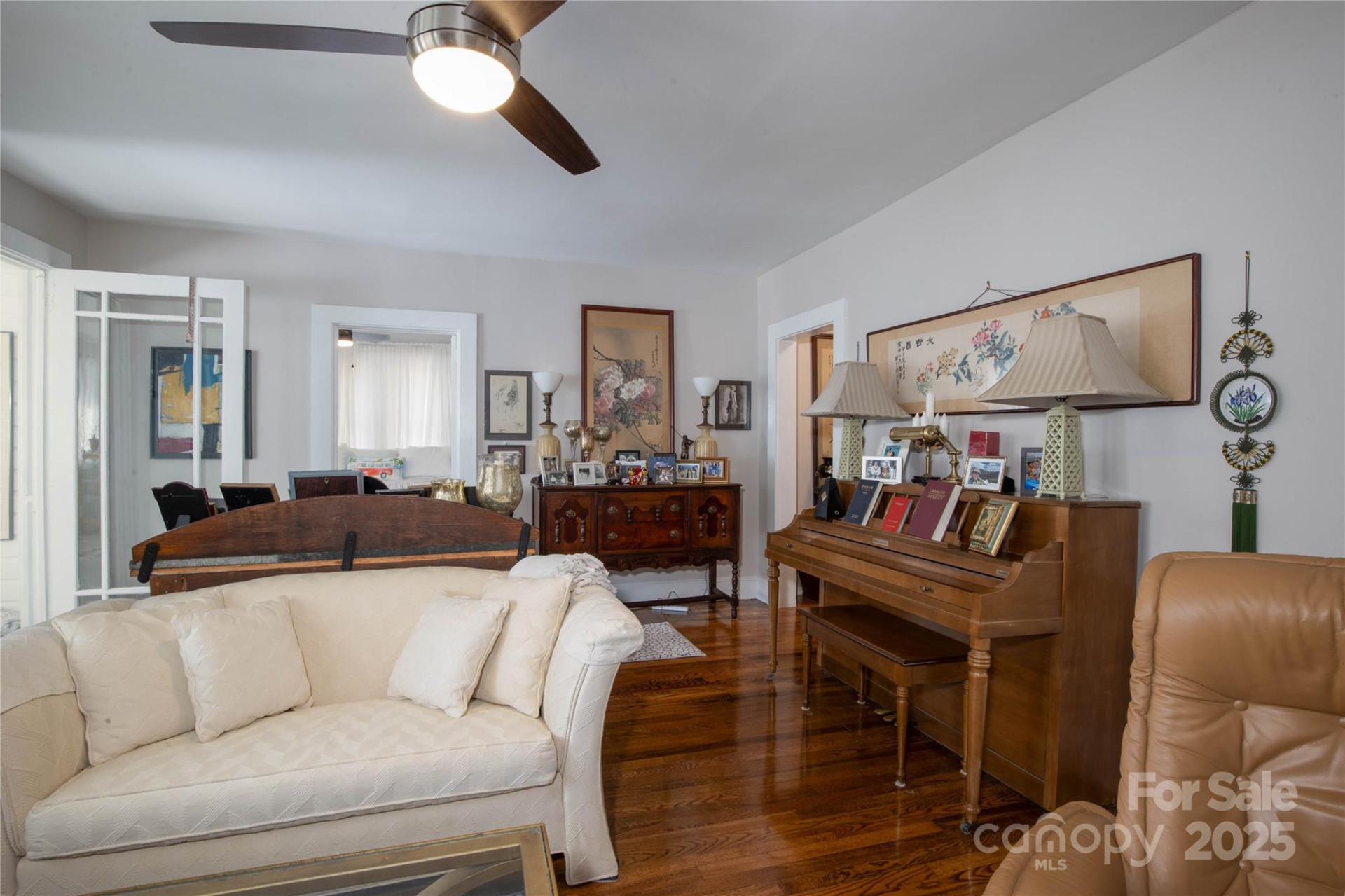 44 Hemlock Avenue - Photo 8