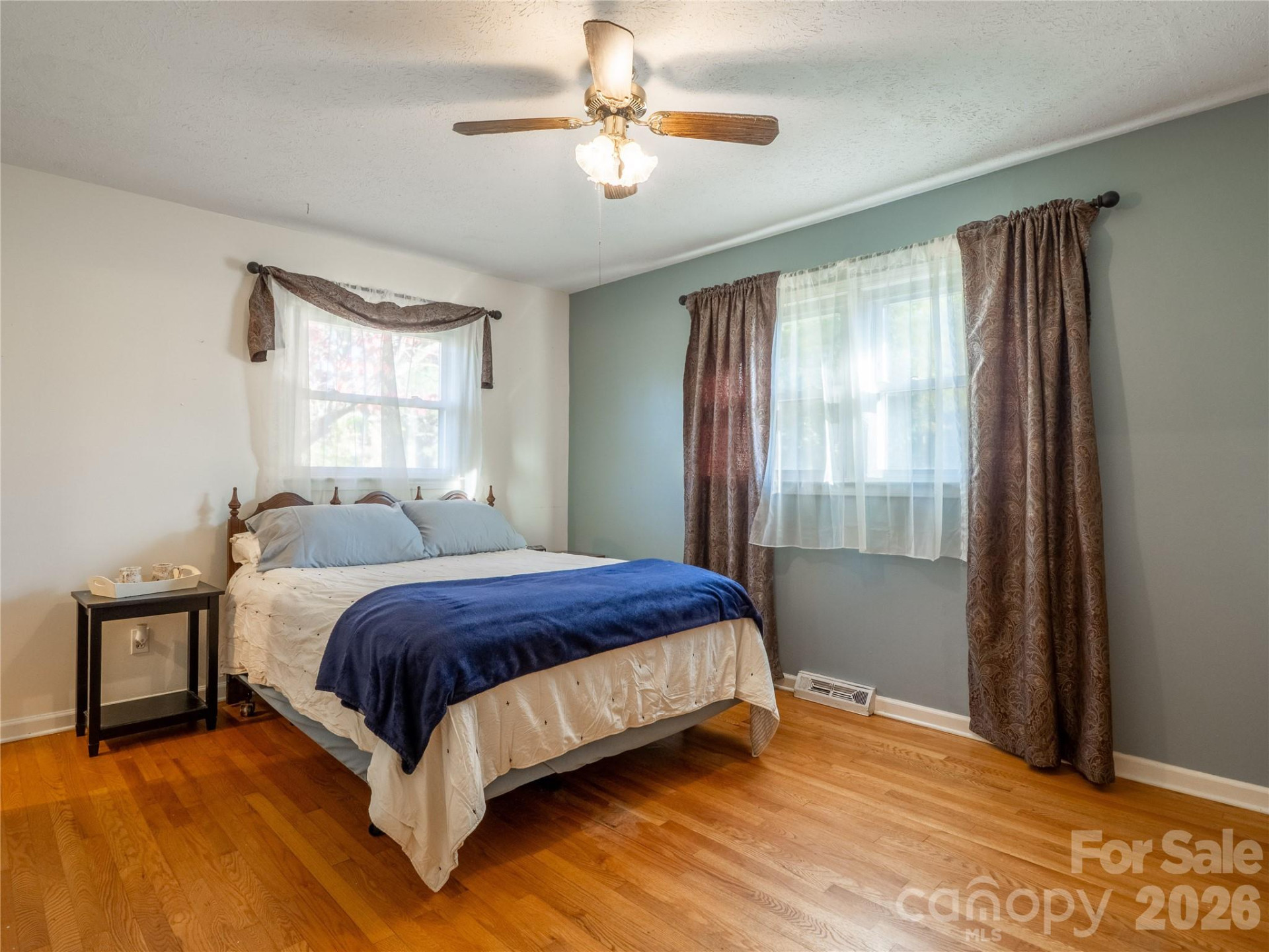 203 Oak Grove Road - Photo 13