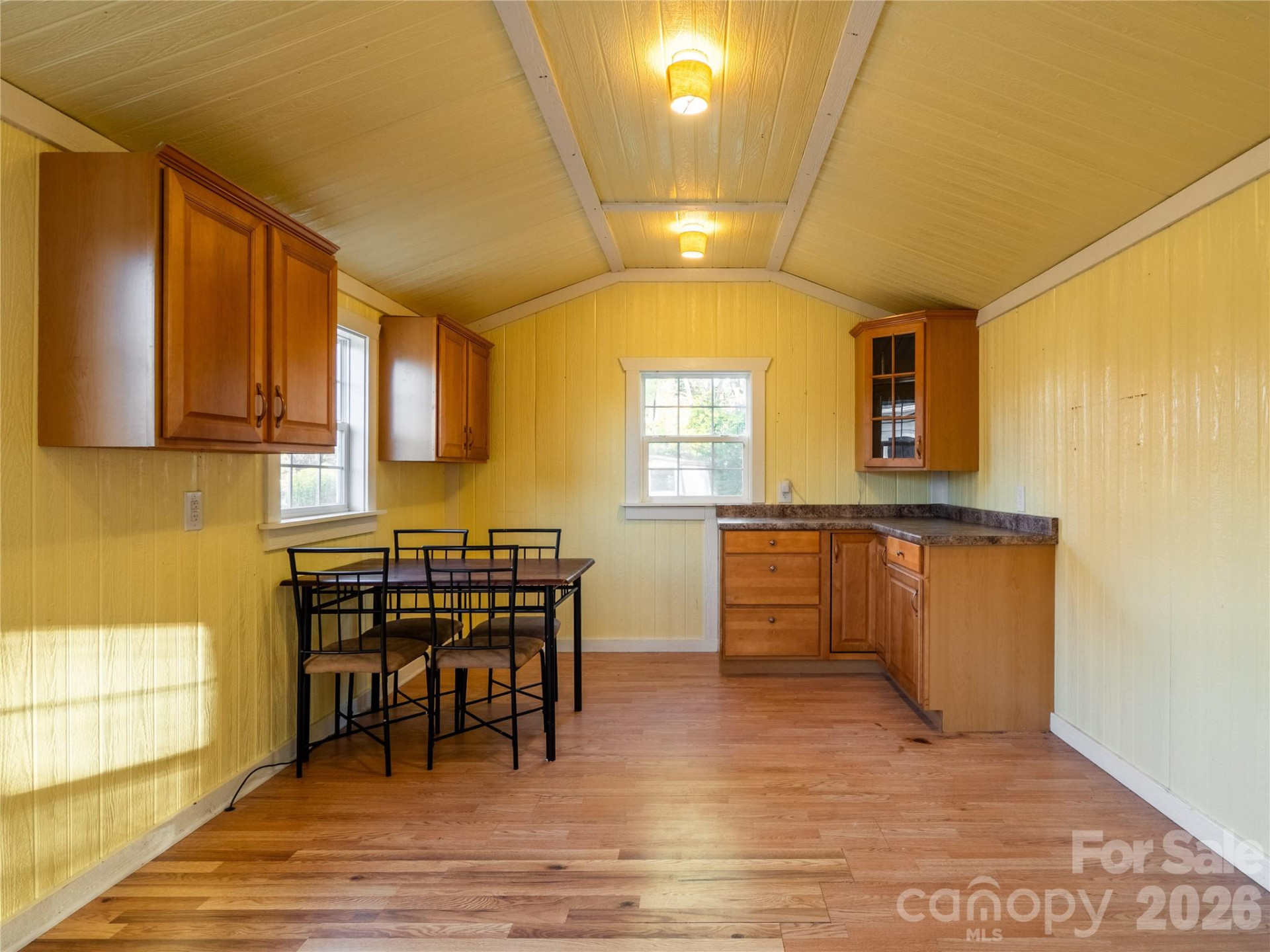203 Oak Grove Road - Photo 21