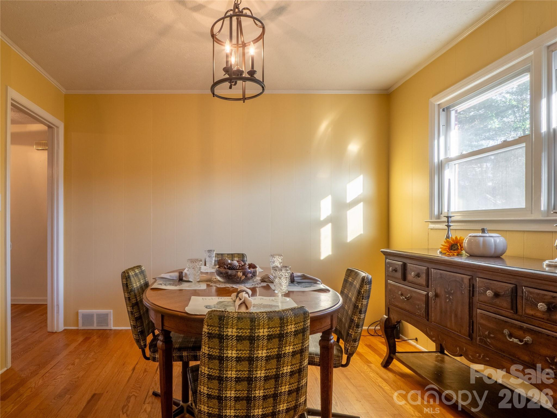 203 Oak Grove Road - Photo 9