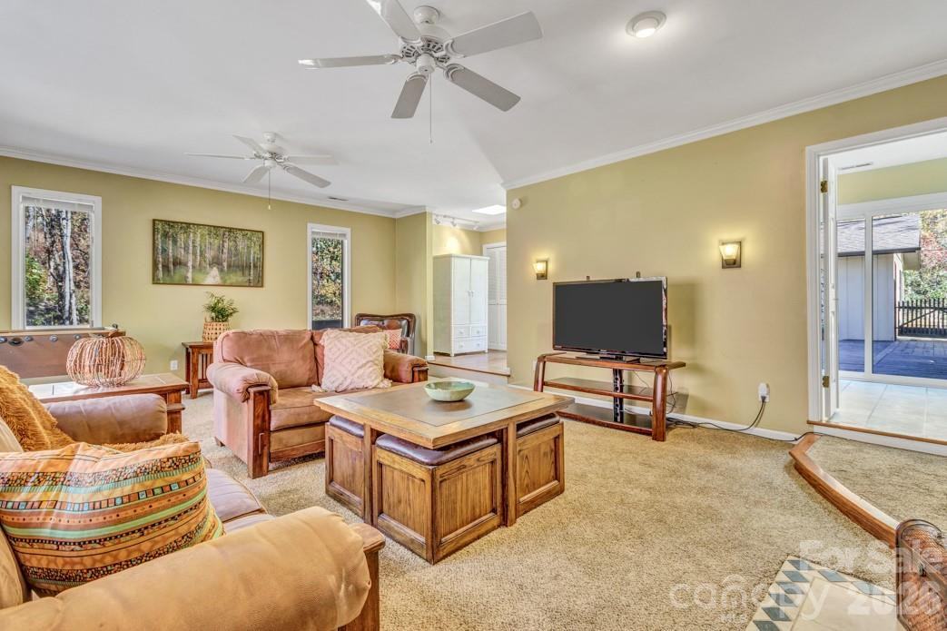 111 Hidden Pond Lane - Photo 19