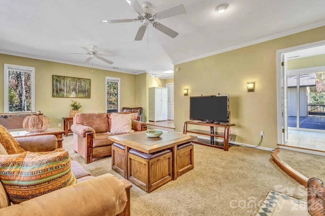 111 Hidden Pond Lane - Photo 19
